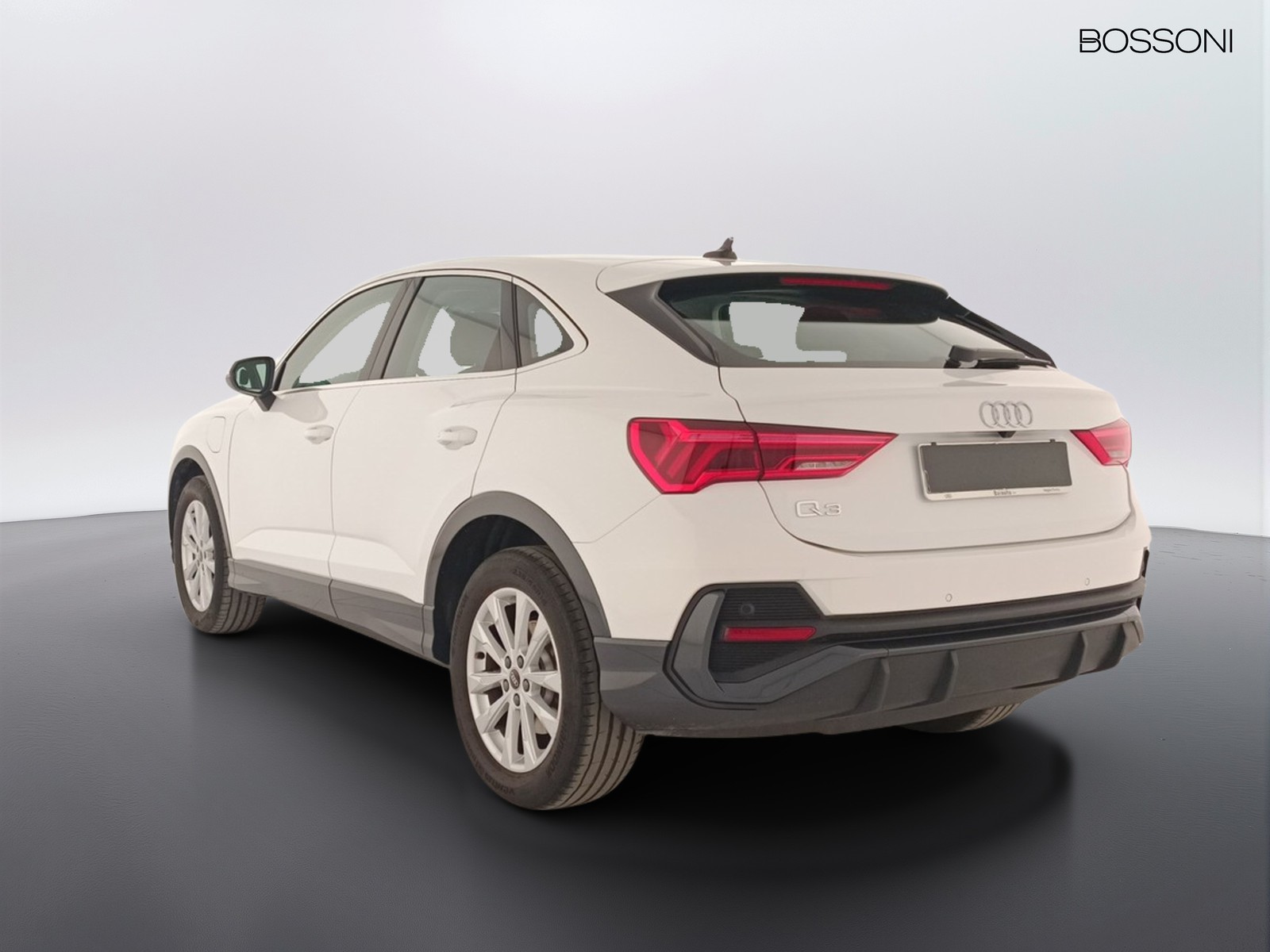 4 - Audi Q3 sportback 45 1.4 tfsi e business plus s tronic