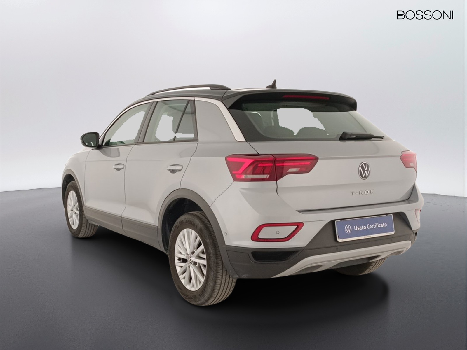 4 - Volkswagen T-Roc 1.0 tsi 110cv life