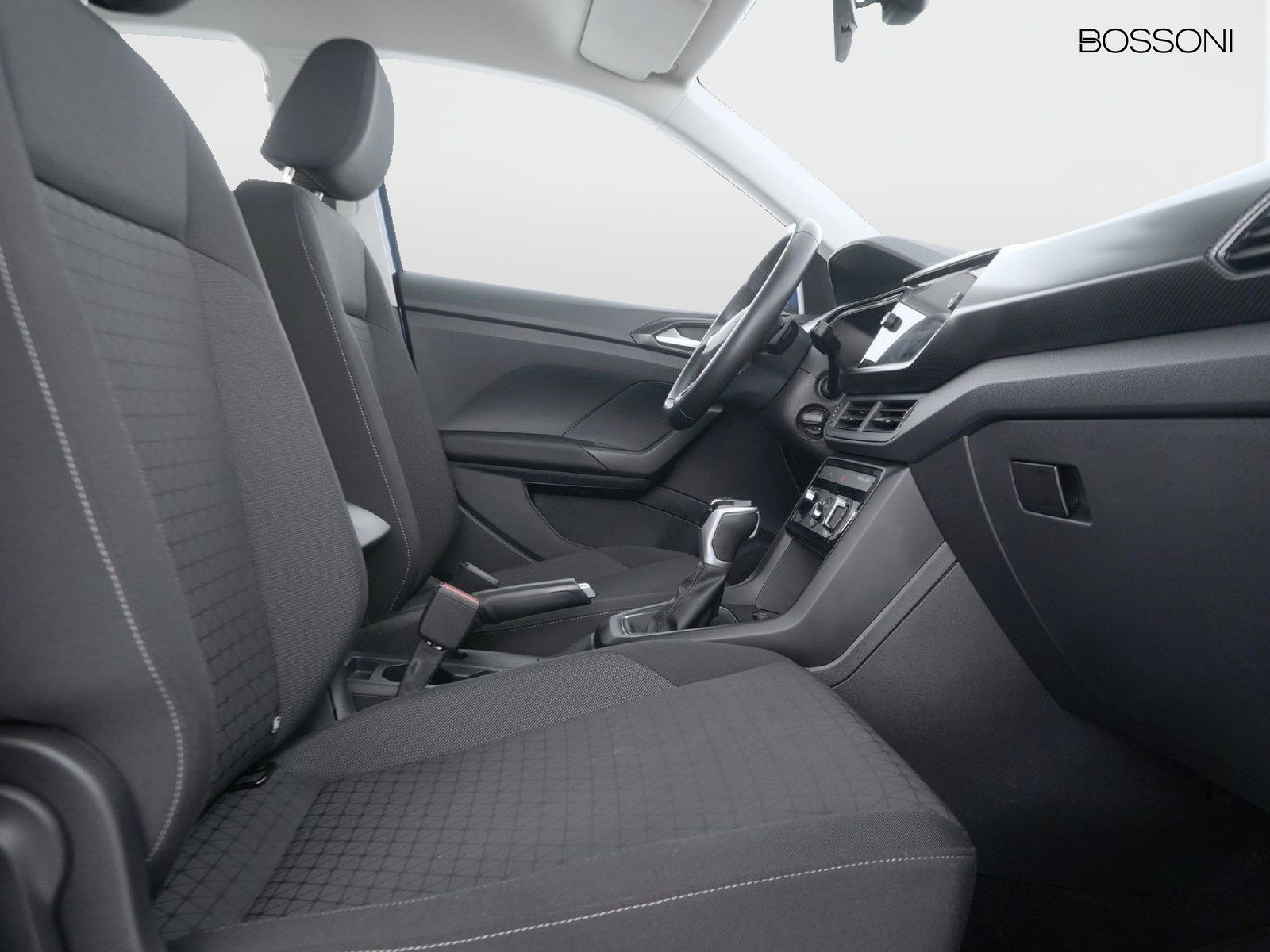 8 - Volkswagen T-Cross 1.0 tsi 110cv style dsg