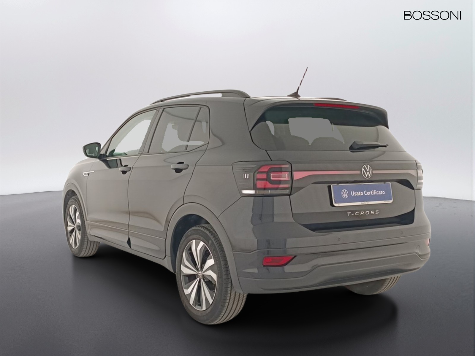 4 - Volkswagen T-Cross 1.0 tsi 110cv sport