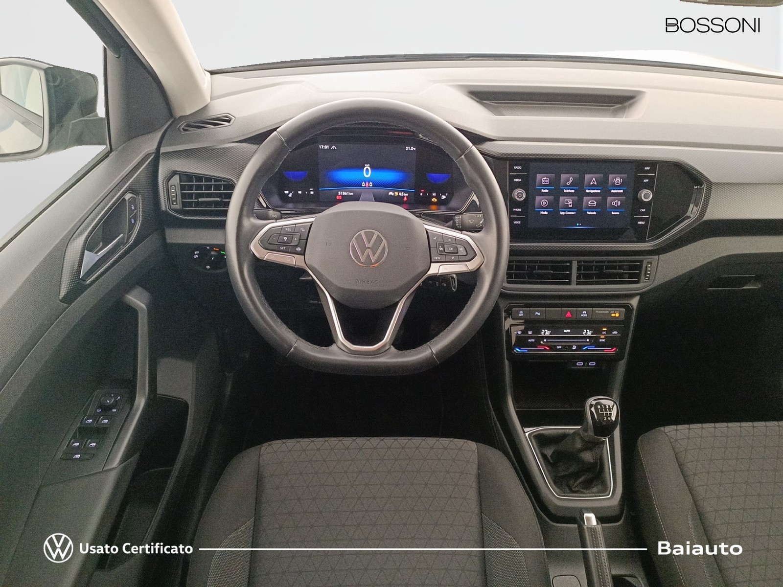 8 - Volkswagen T-Cross 1.0 tsi 110cv sport