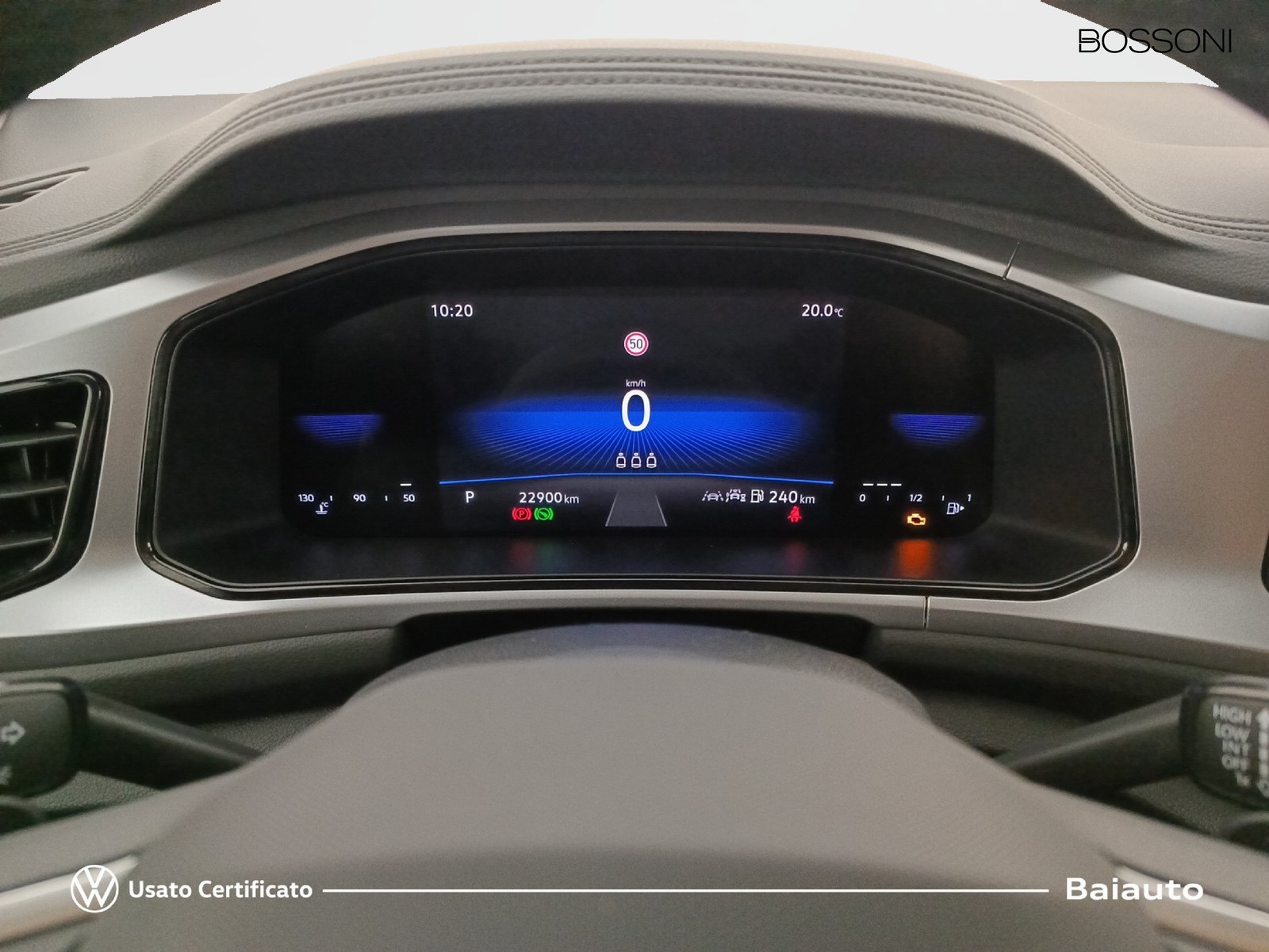 9 - Volkswagen T-Roc 1.5 tsi act edition plus dsg