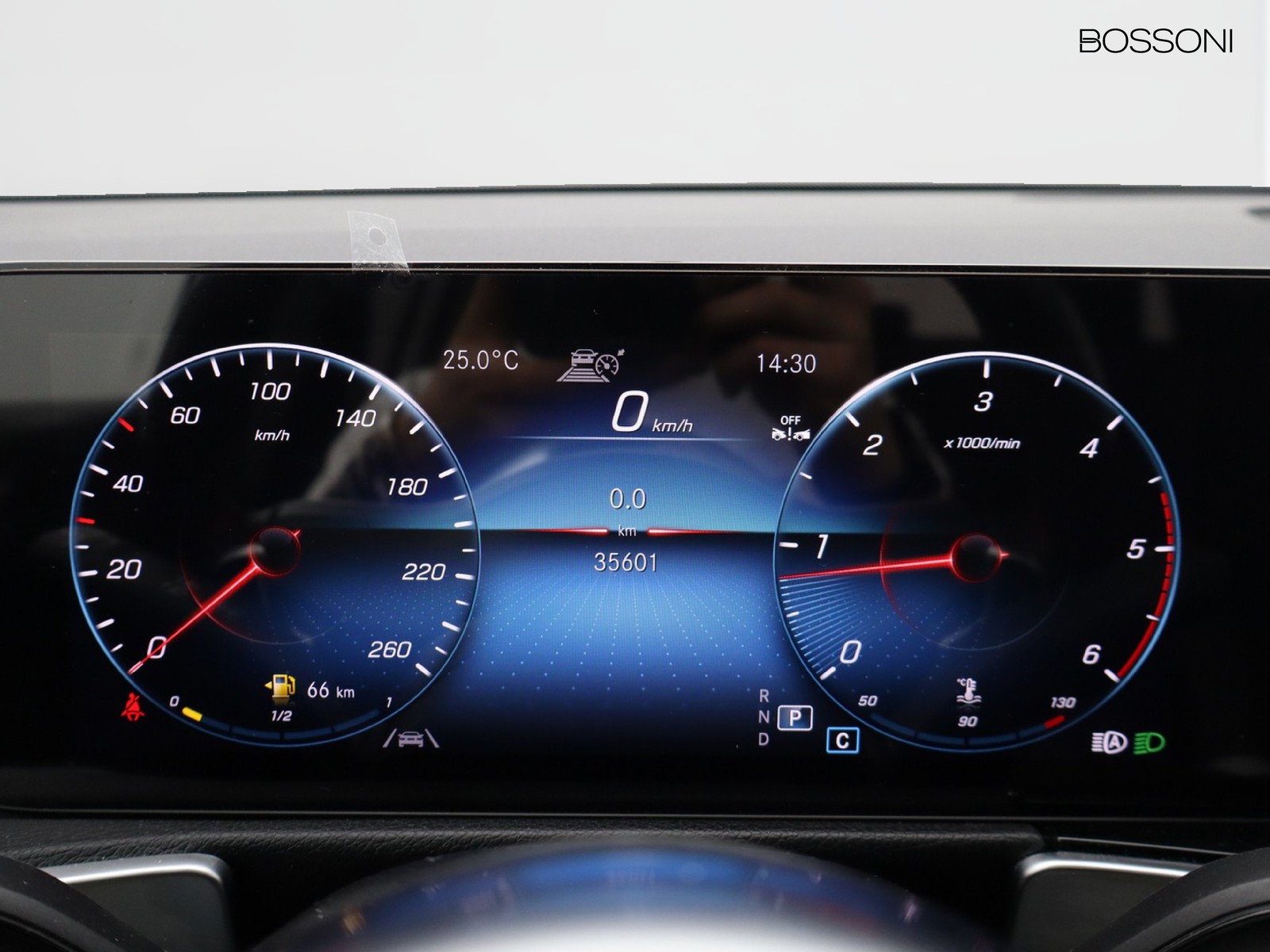 9 - Mercedes GLB 200 d premium 8g-dct
