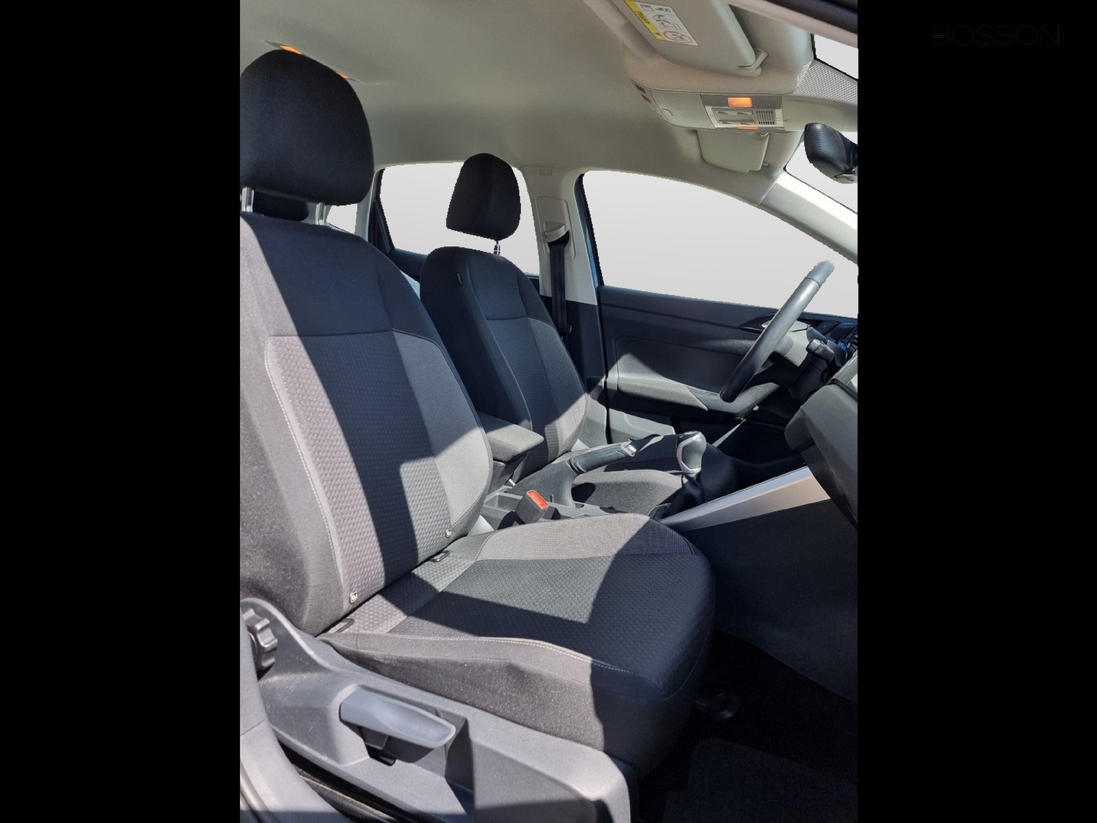 11 - Volkswagen Polo 1.0 tsi 95cv life