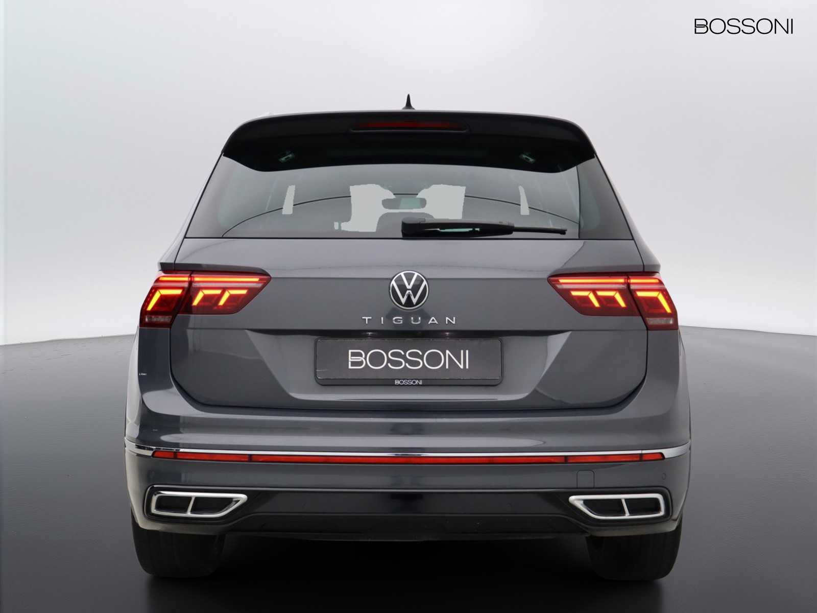 6 - Volkswagen Tiguan 2.0 tdi scr 150cv r-line dsg