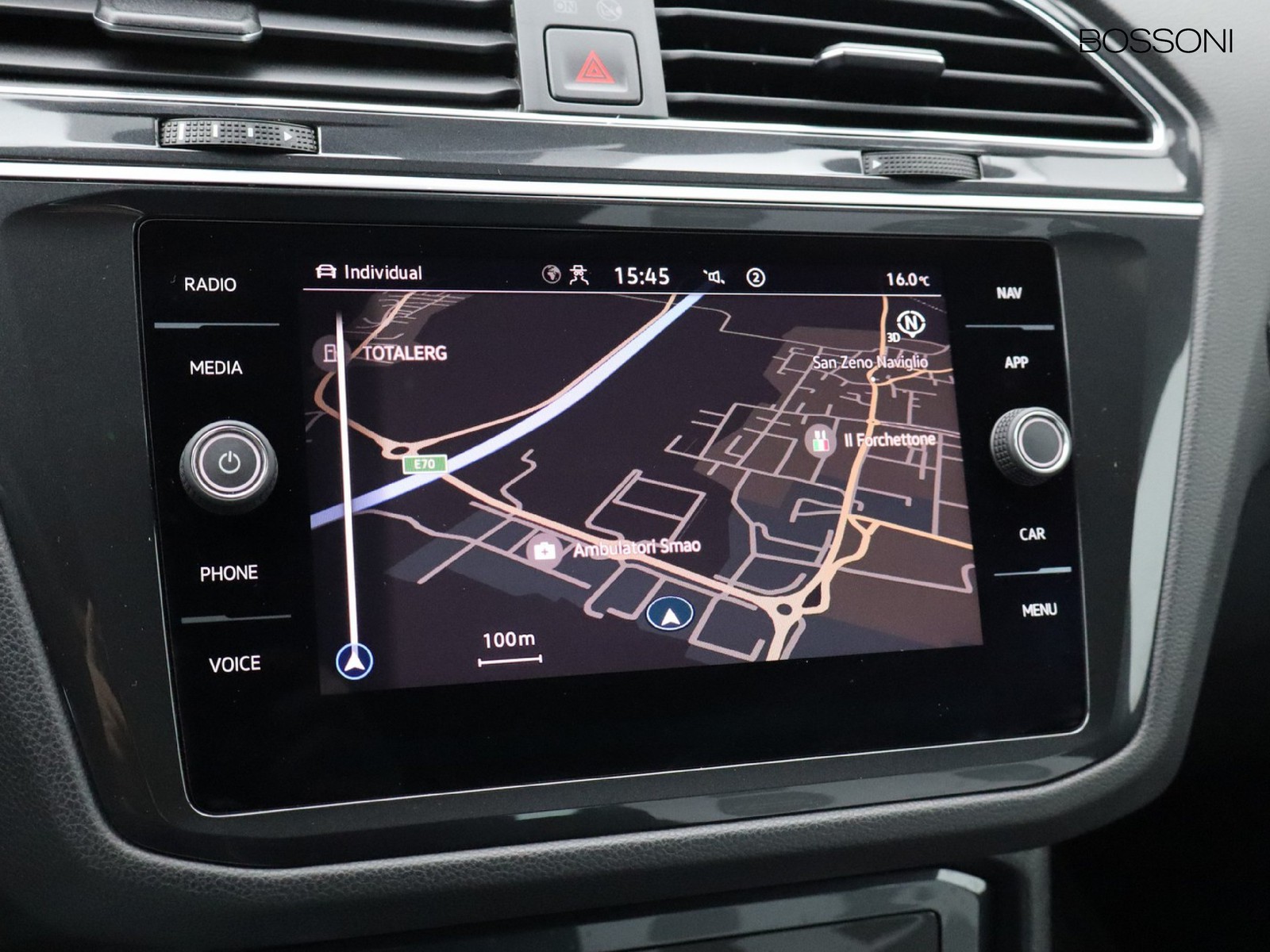 10 - Volkswagen Tiguan 2.0 tdi scr 150cv r-line dsg