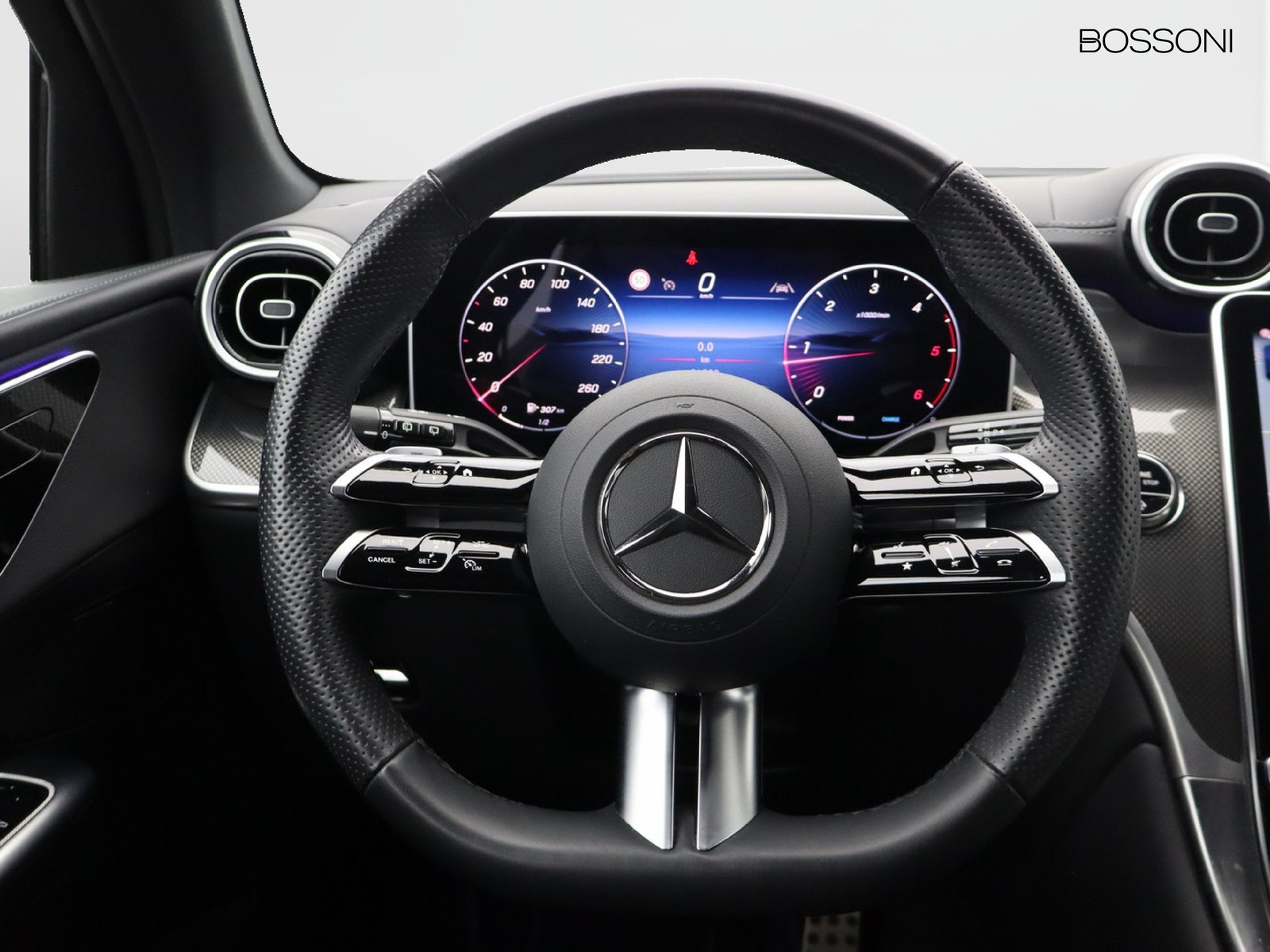 16 - Mercedes GLC suv 220 d amg line advanced 4matic 9g-tronic