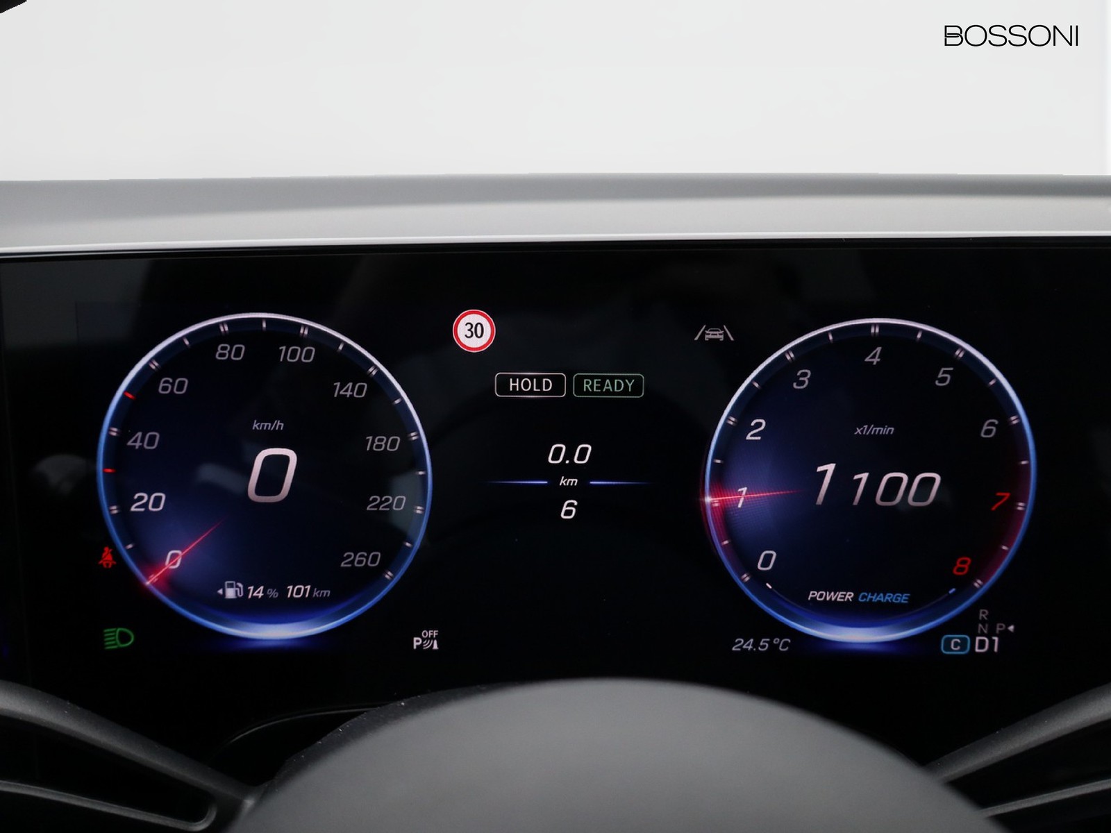 9 - Mercedes GLB 200 advanced plus 4matic 8g-edct