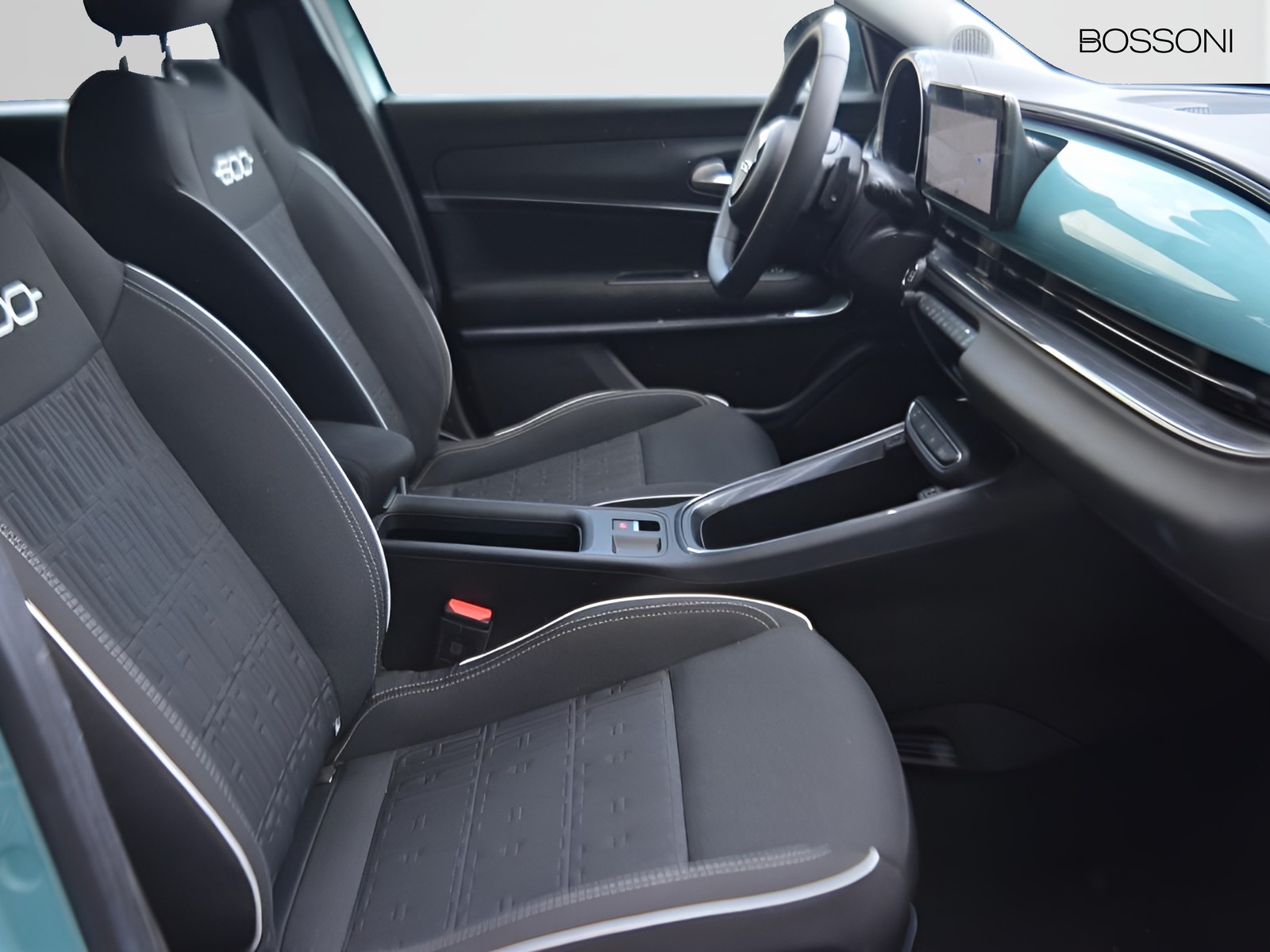 5 - Fiat 600 1.2 hybrid 145cv edct
