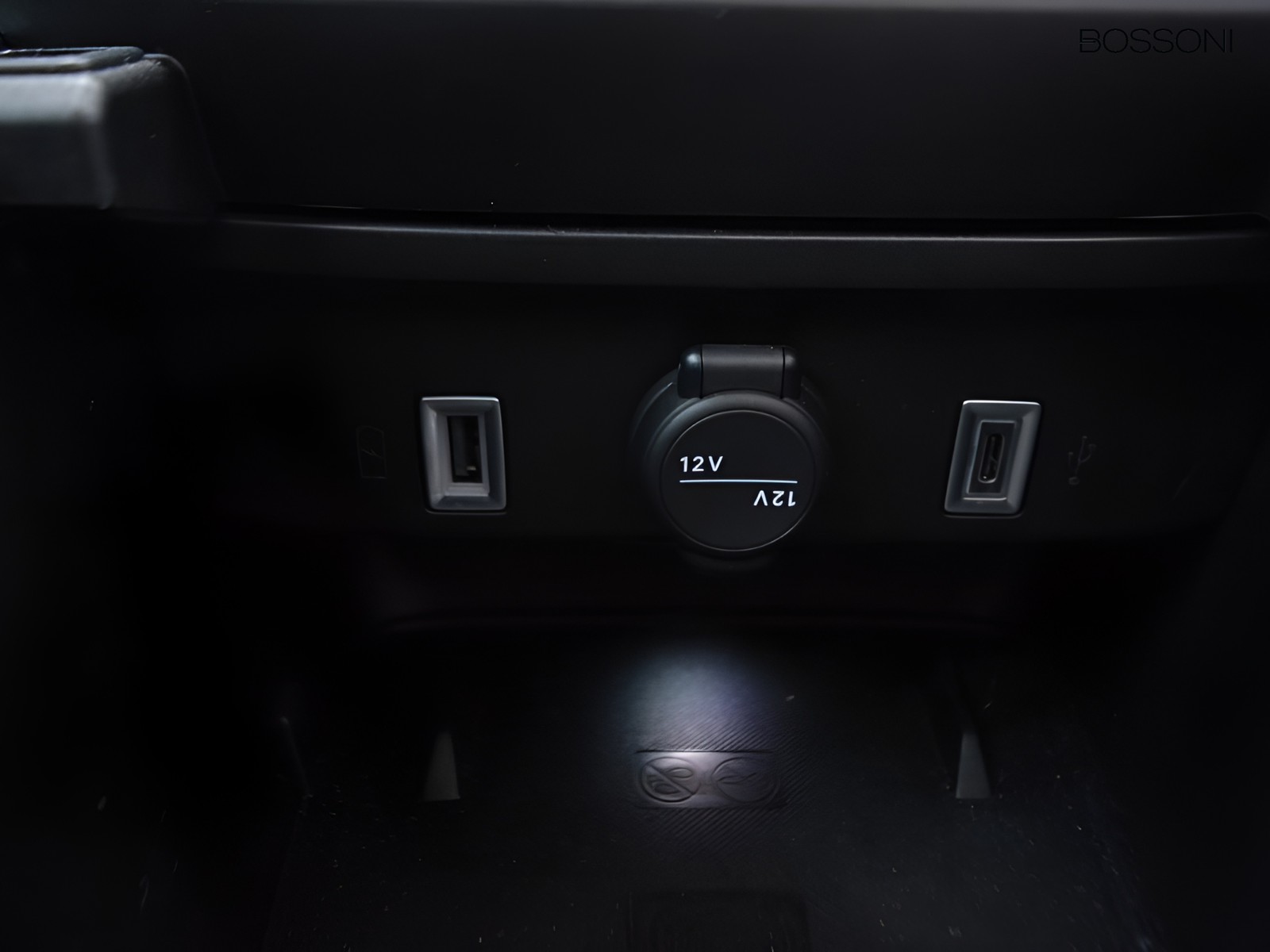 17 - Fiat 600 1.2 hybrid 145cv edct