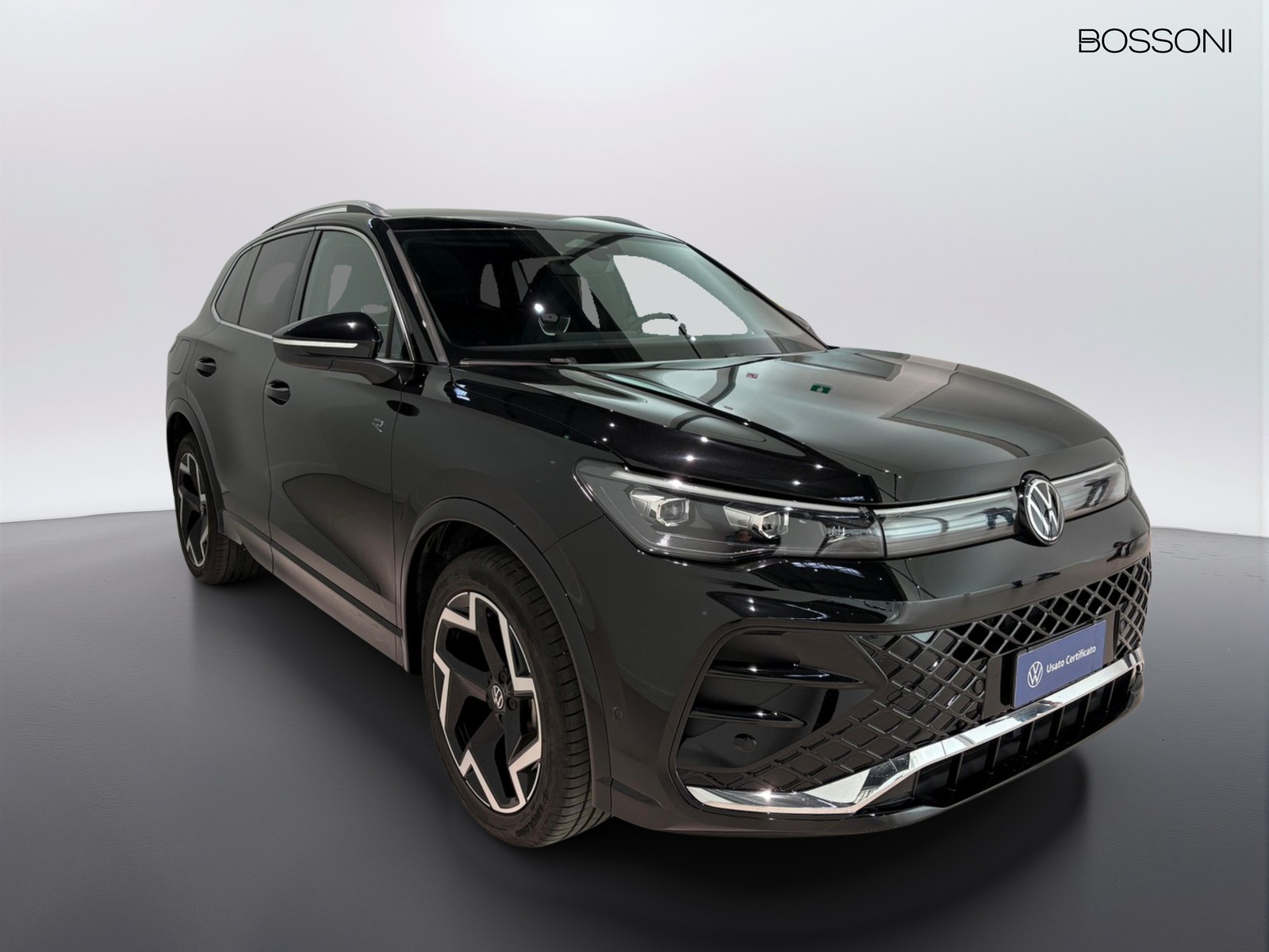 3 - Volkswagen Tiguan 2.0 tdi scr 150cv r-line dsg