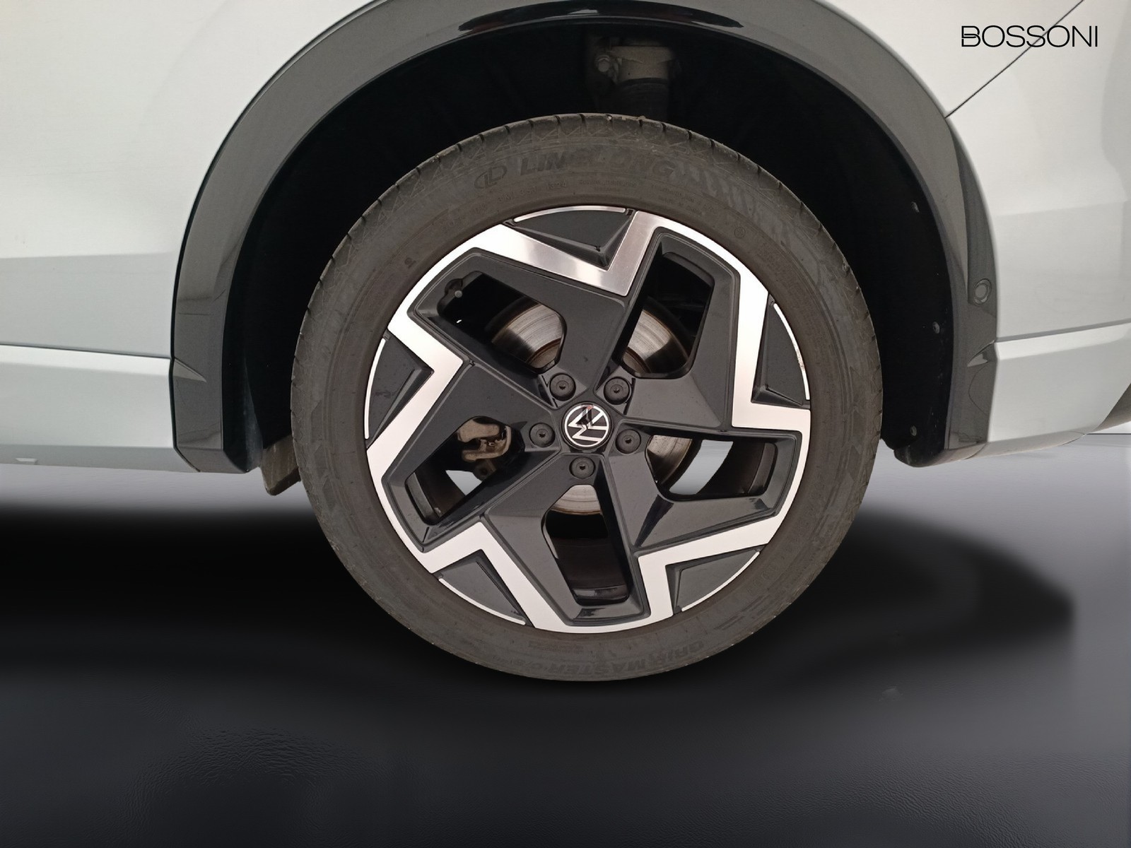 29 - Volkswagen Tiguan 2.0 tdi scr 150cv r-line dsg