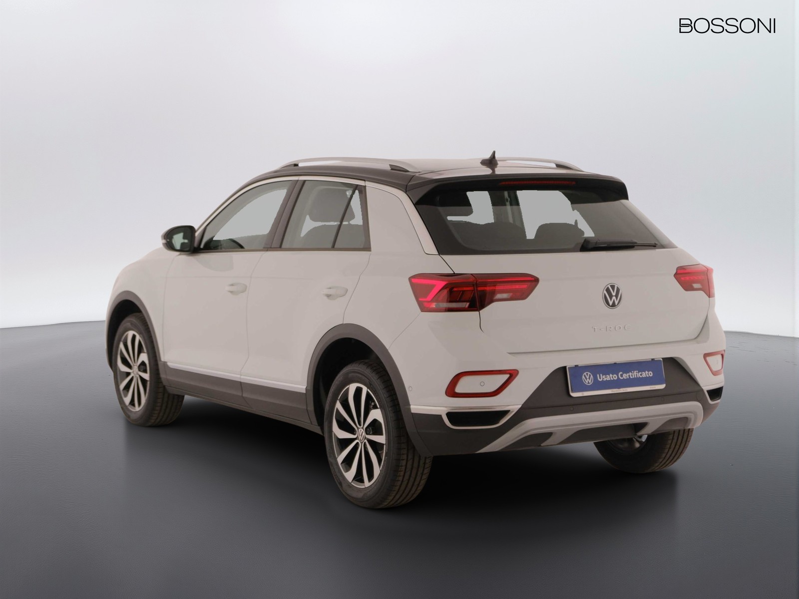 2 - Volkswagen T-Roc 1.5 tsi act style dsg