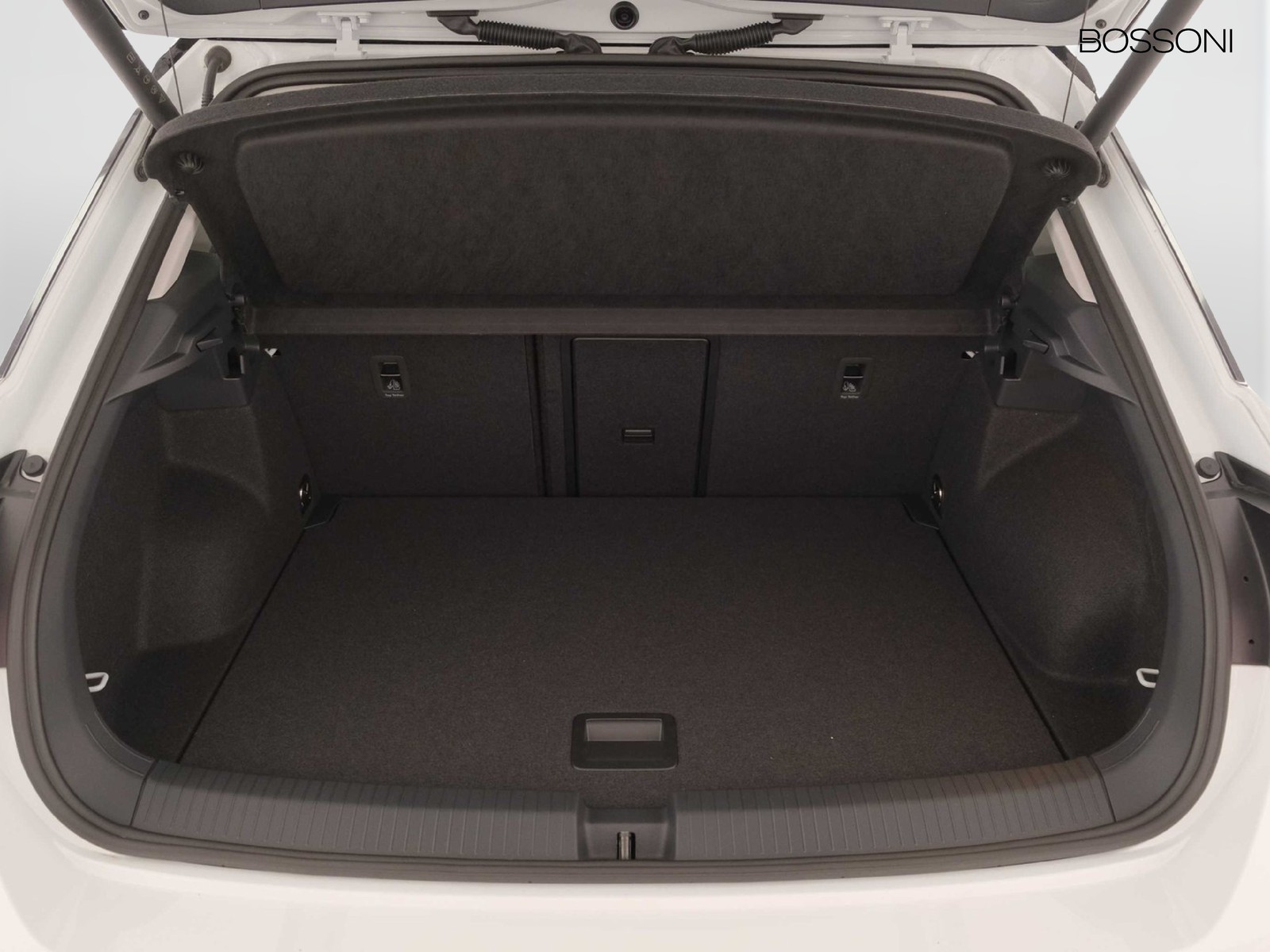 10 - Volkswagen T-Roc 1.5 tsi act style dsg