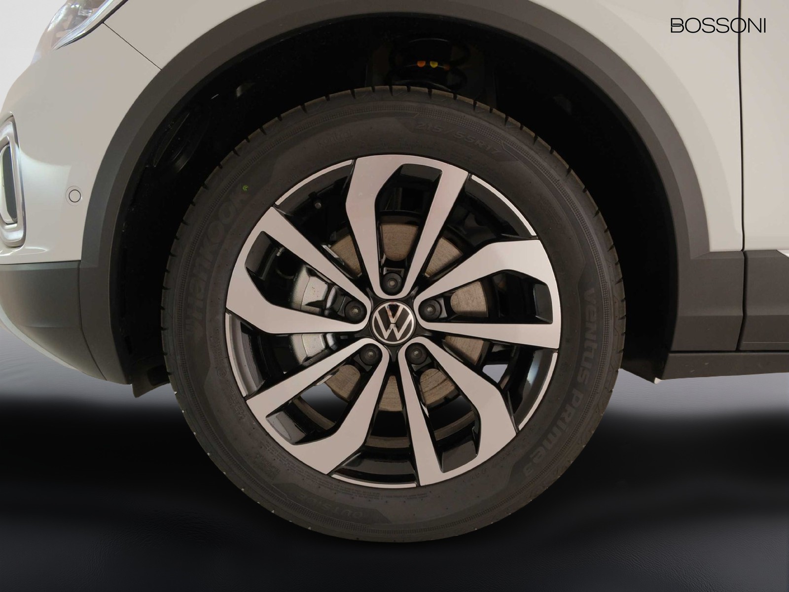 11 - Volkswagen T-Roc 1.5 tsi act style dsg