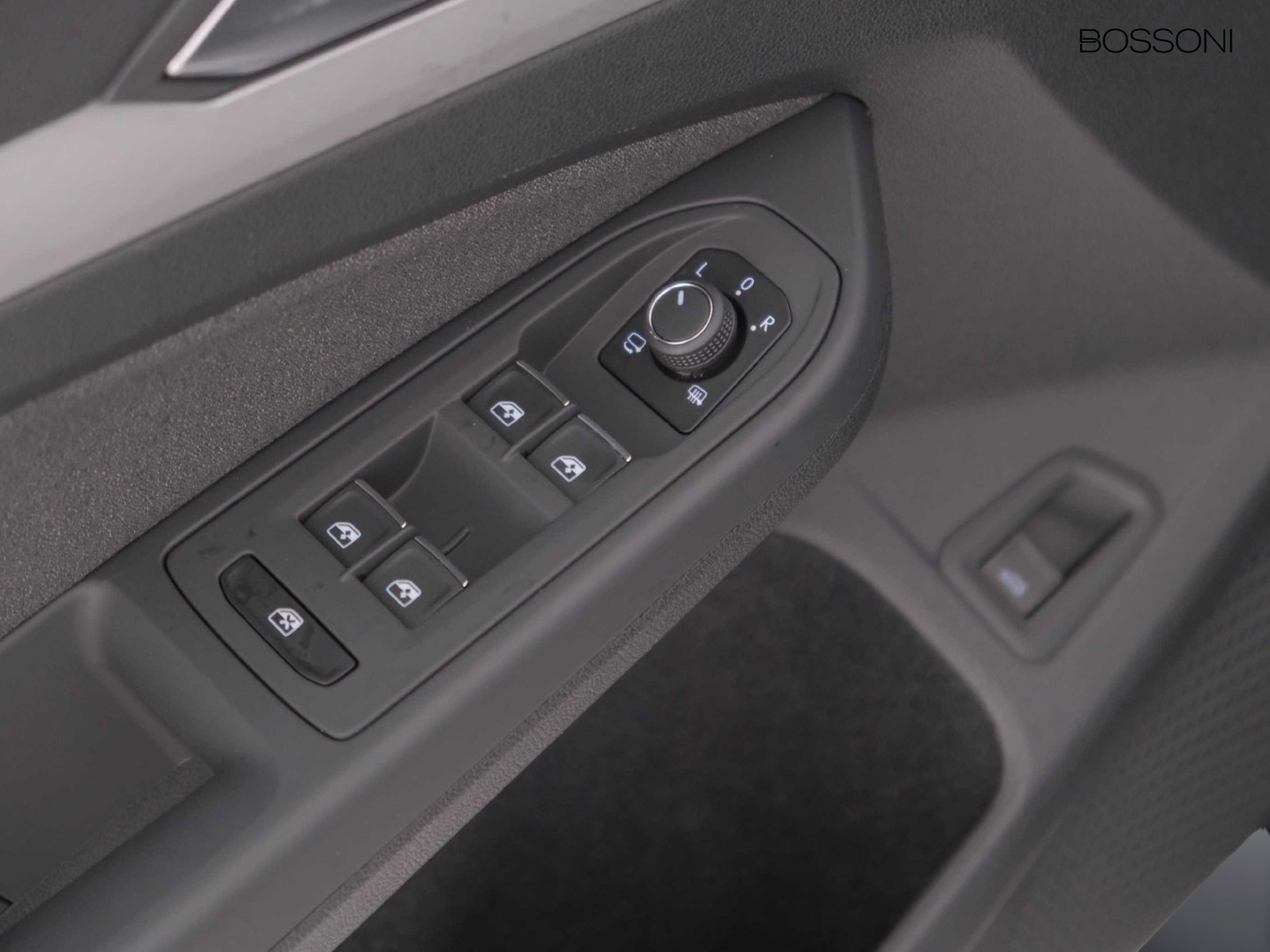 22 - Volkswagen Golf variant 2.0 tdi scr 115cv edition plus