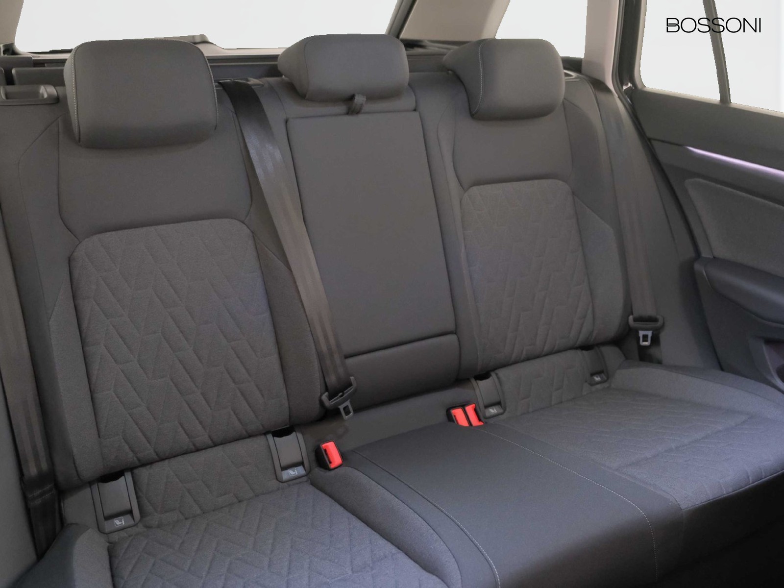 33 - Volkswagen Golf variant 2.0 tdi scr 115cv edition plus