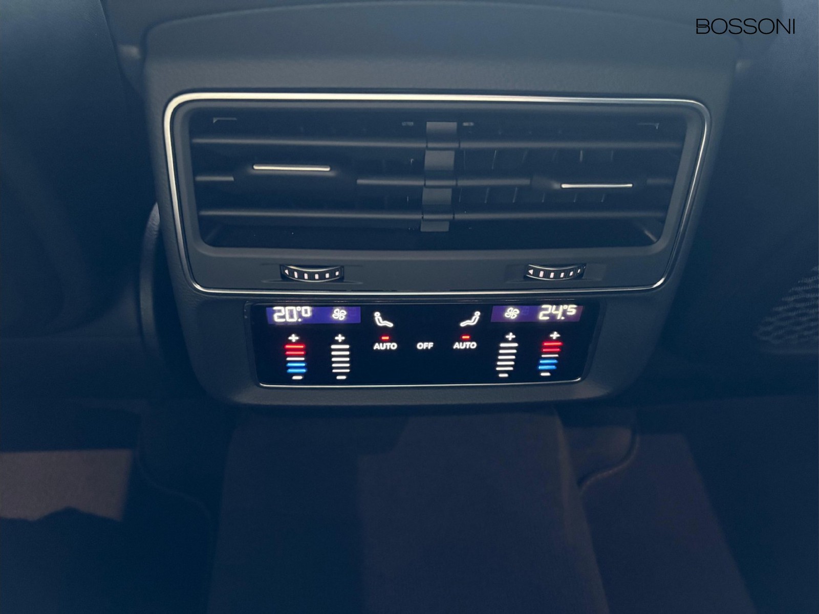 18 - Audi SQ8 s4.0 v8 tdi mhev quattro tiptronic