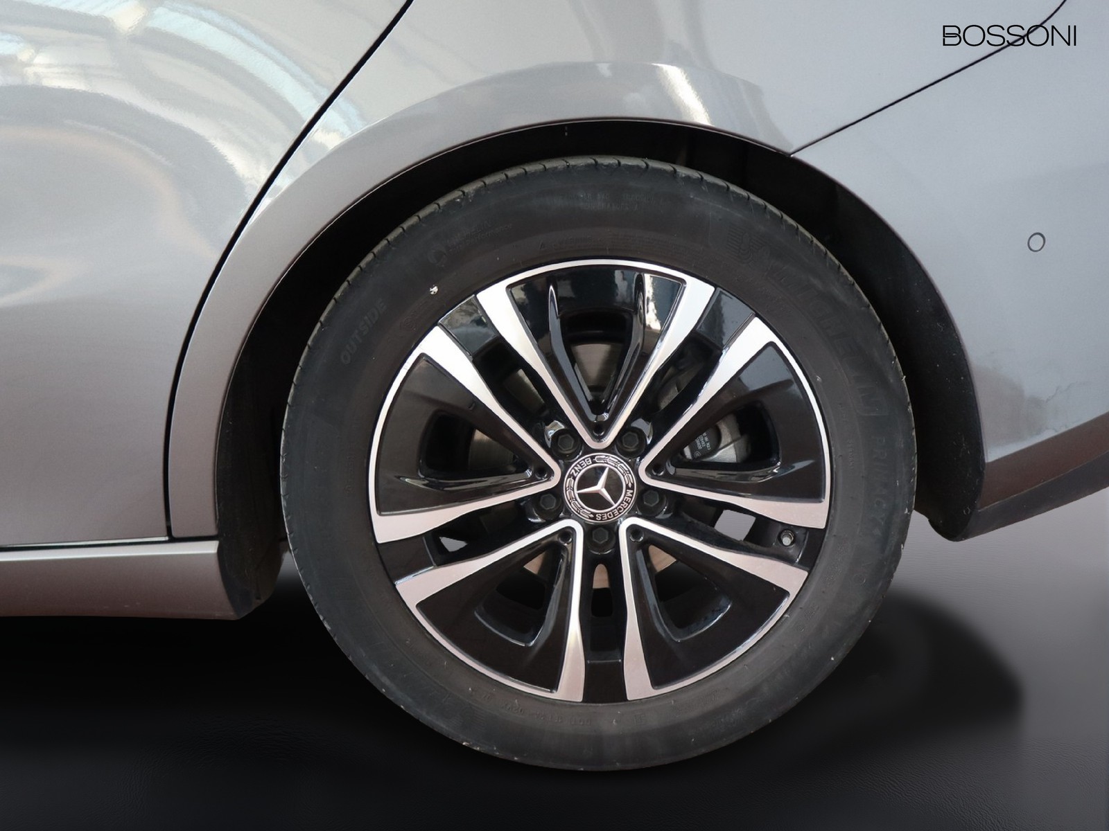 4 - Mercedes Classe B 180 d progressive advanced 8g-dct