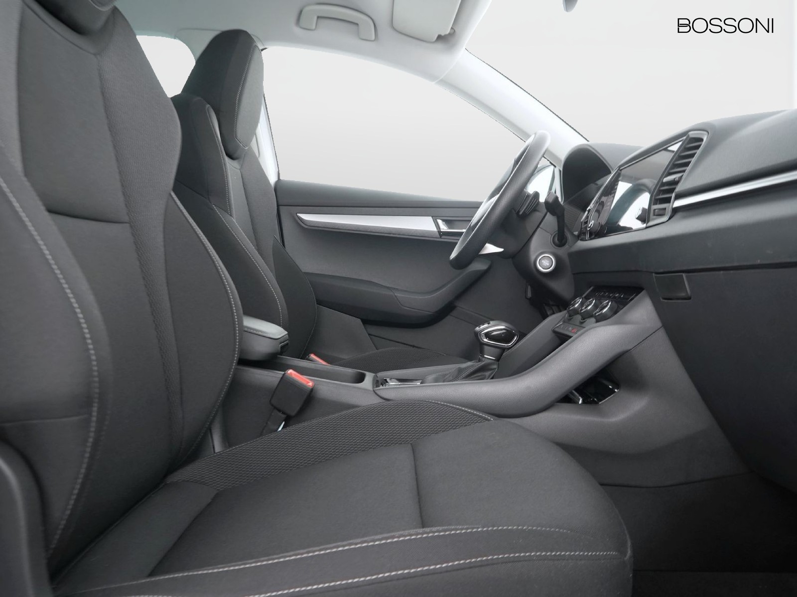 8 - Skoda Karoq 2.0 tdi evo scr 150cv executive 4x4 dsg