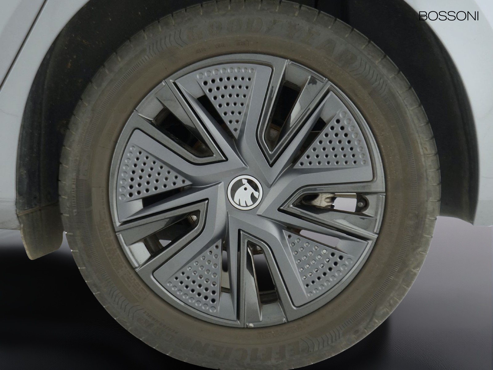12 - Skoda Fabia 1.0 mpi 80cv 130 edition