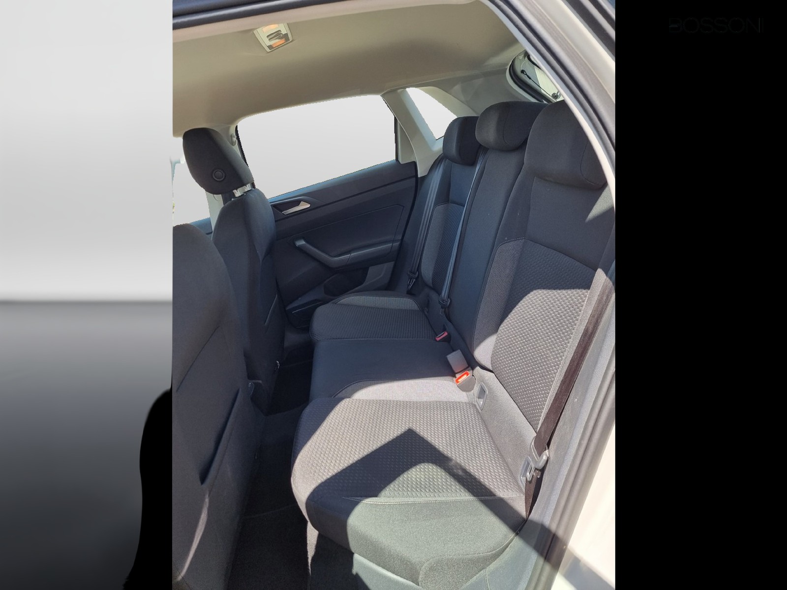 10 - Volkswagen Polo 1.0 tsi 95cv life dsg