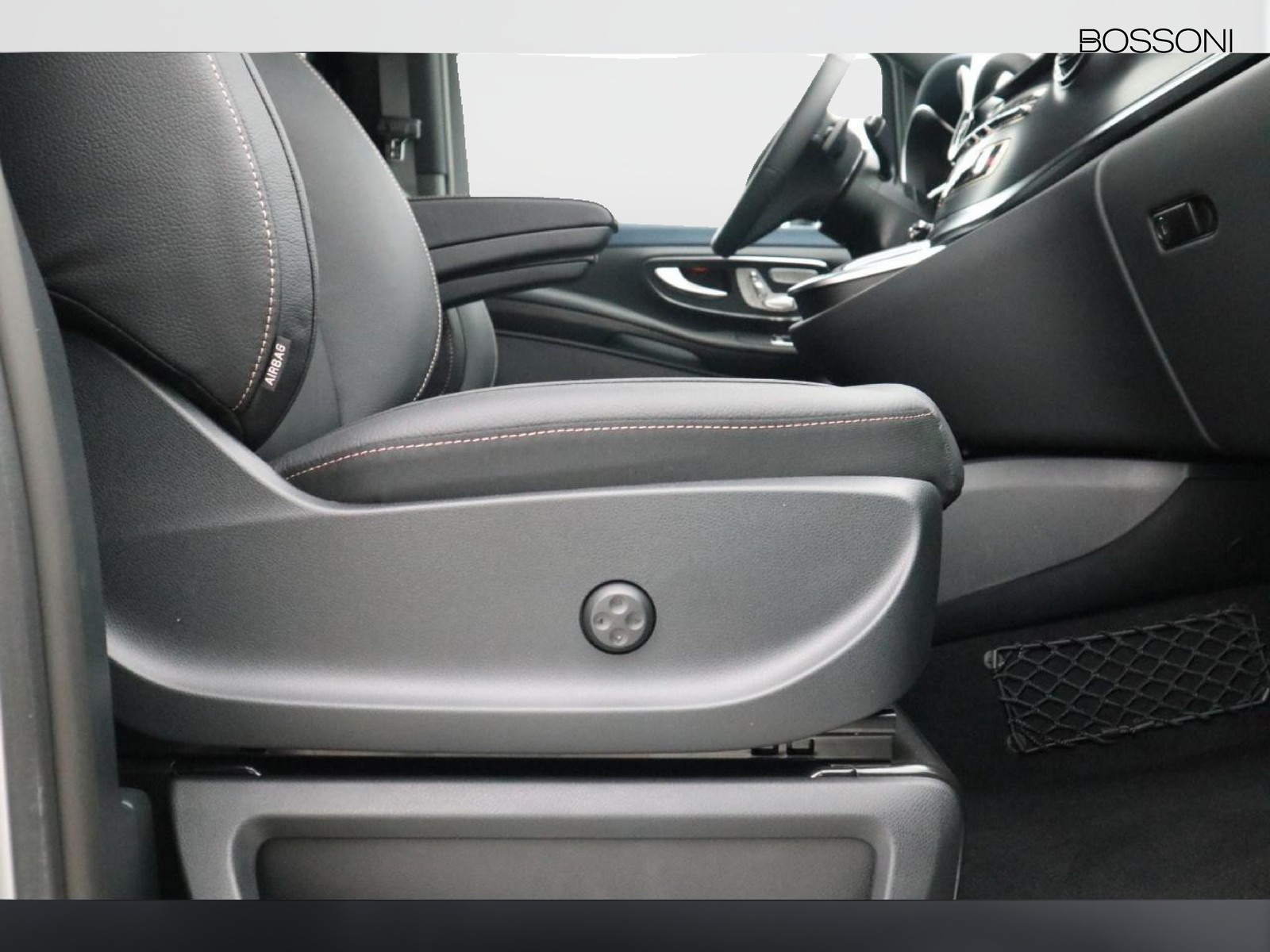 10 - Mercedes Vans EQV long 300