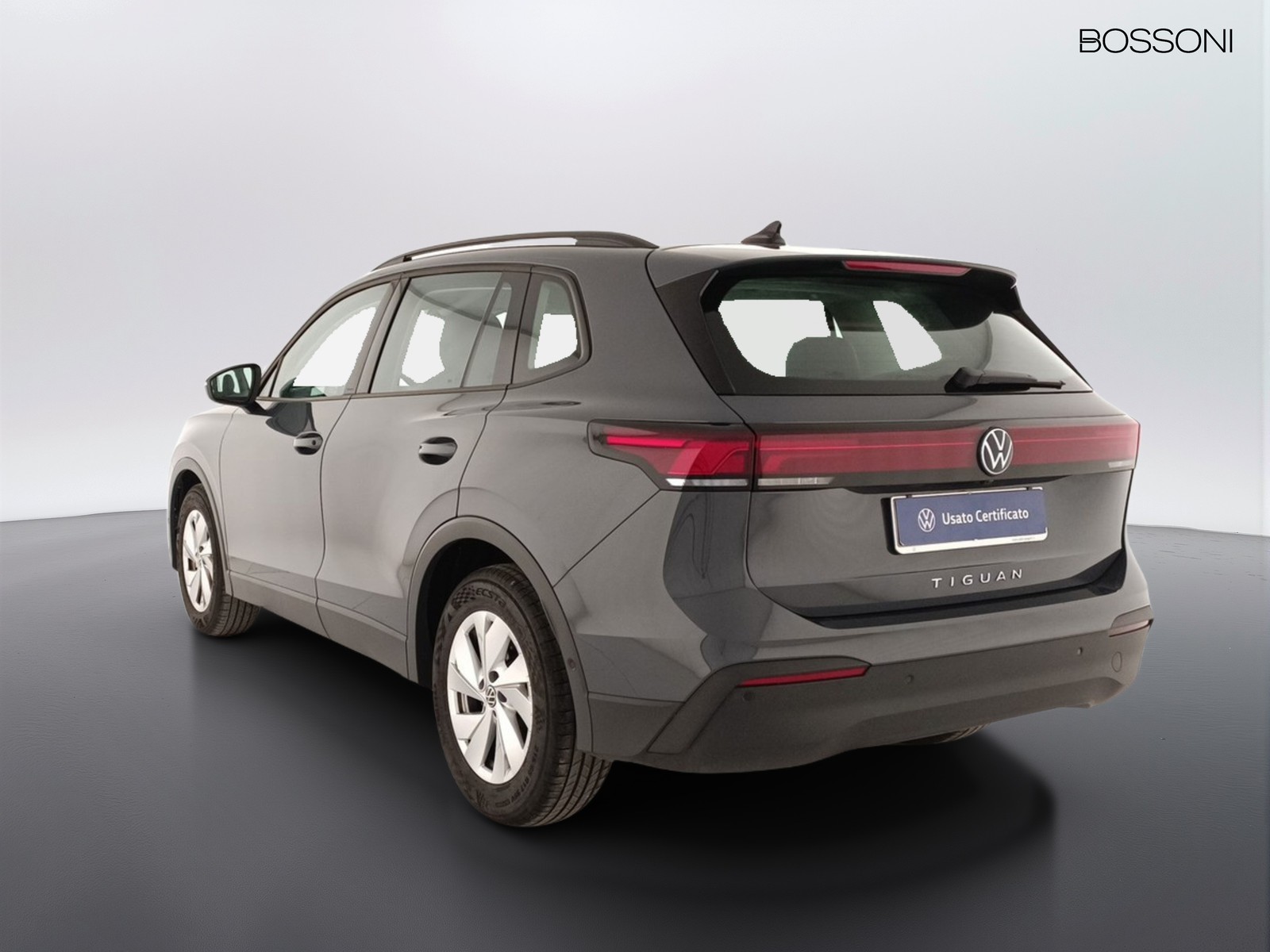 4 - Volkswagen Tiguan 2.0 tdi scr 150cv life dsg