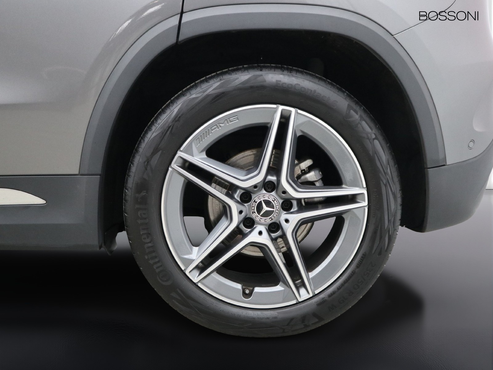 4 - Mercedes GLA 200 d premium 8g-dct
