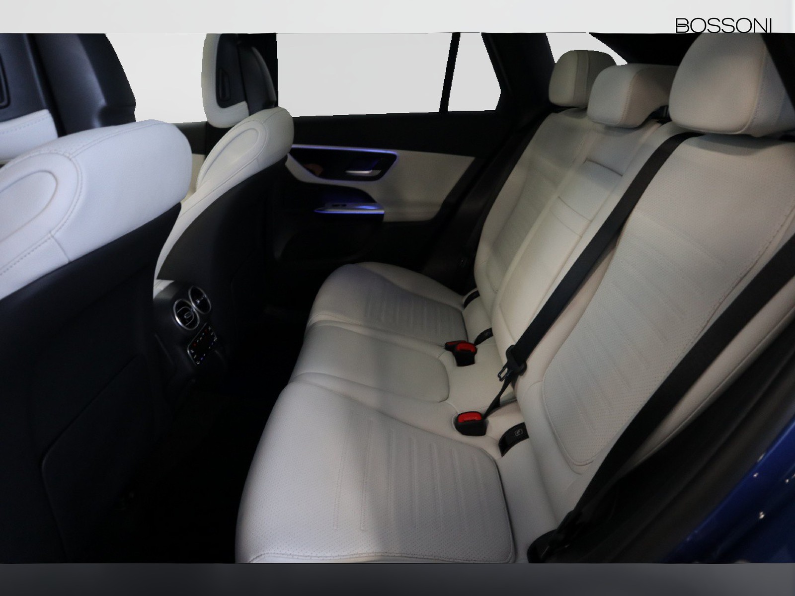 8 - Mercedes GLC suv 220 d amg premium plus 4matic 9g-tronic