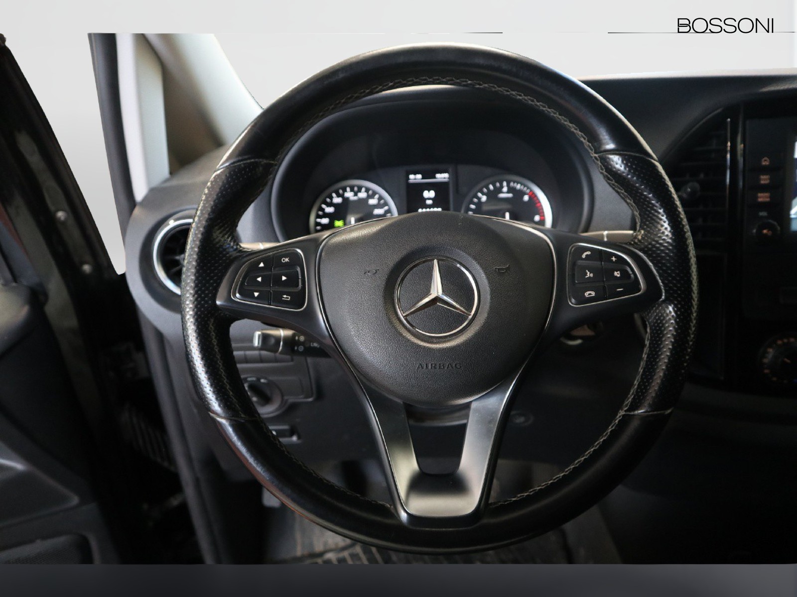 11 - Mercedes Vans Vito 116 cdi long pro auto my20
