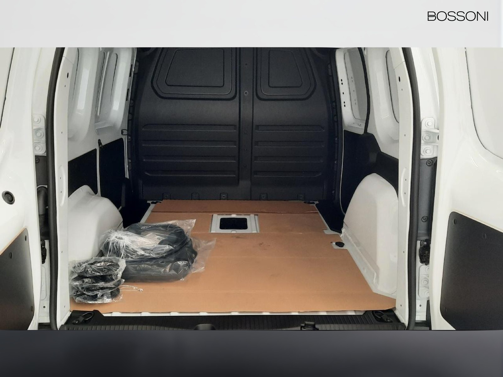 14 - Mercedes Vans Citan efurgone long 45kwh