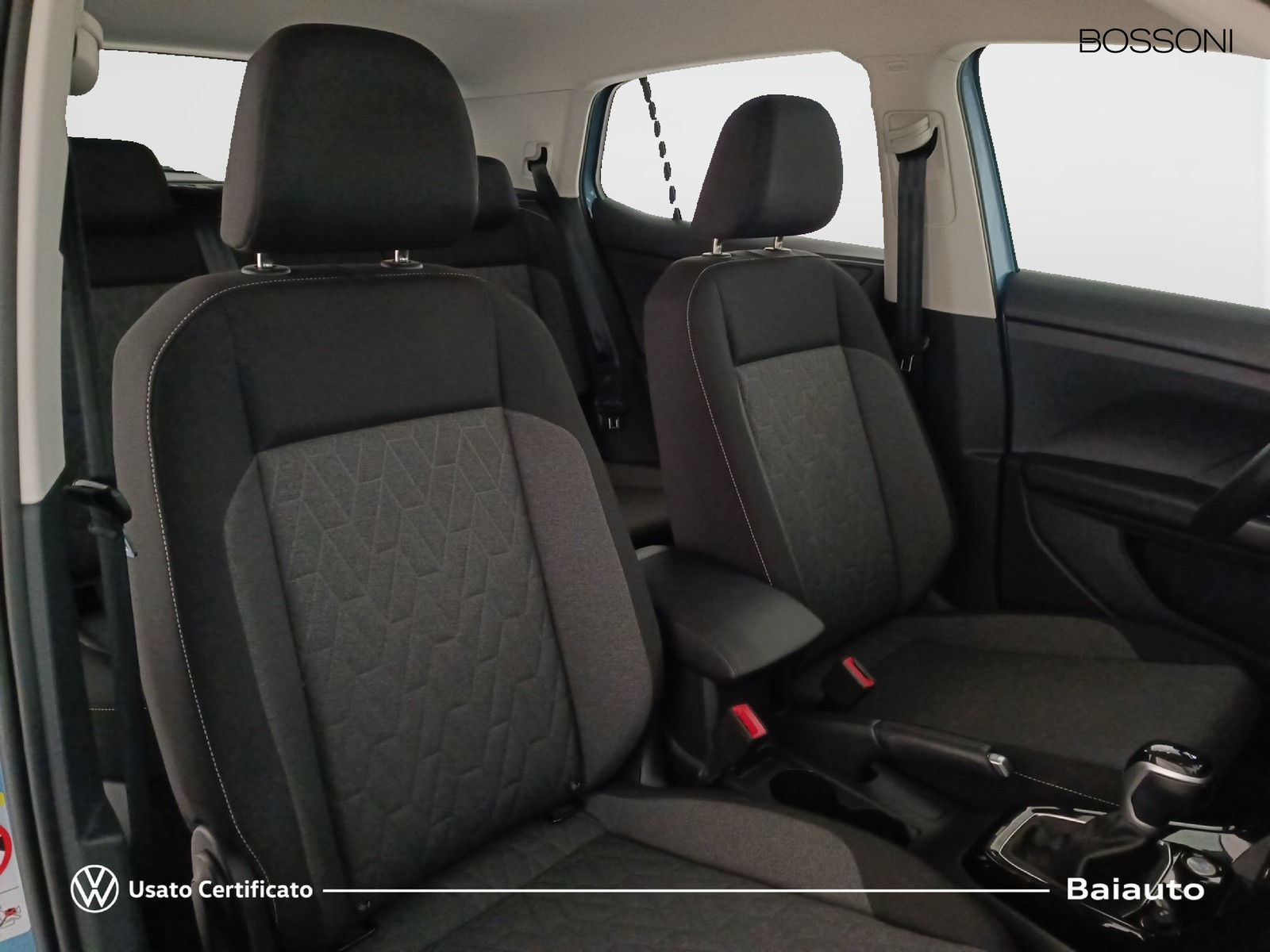 17 - Volkswagen T-Cross 1.0 tsi 115cv life dsg