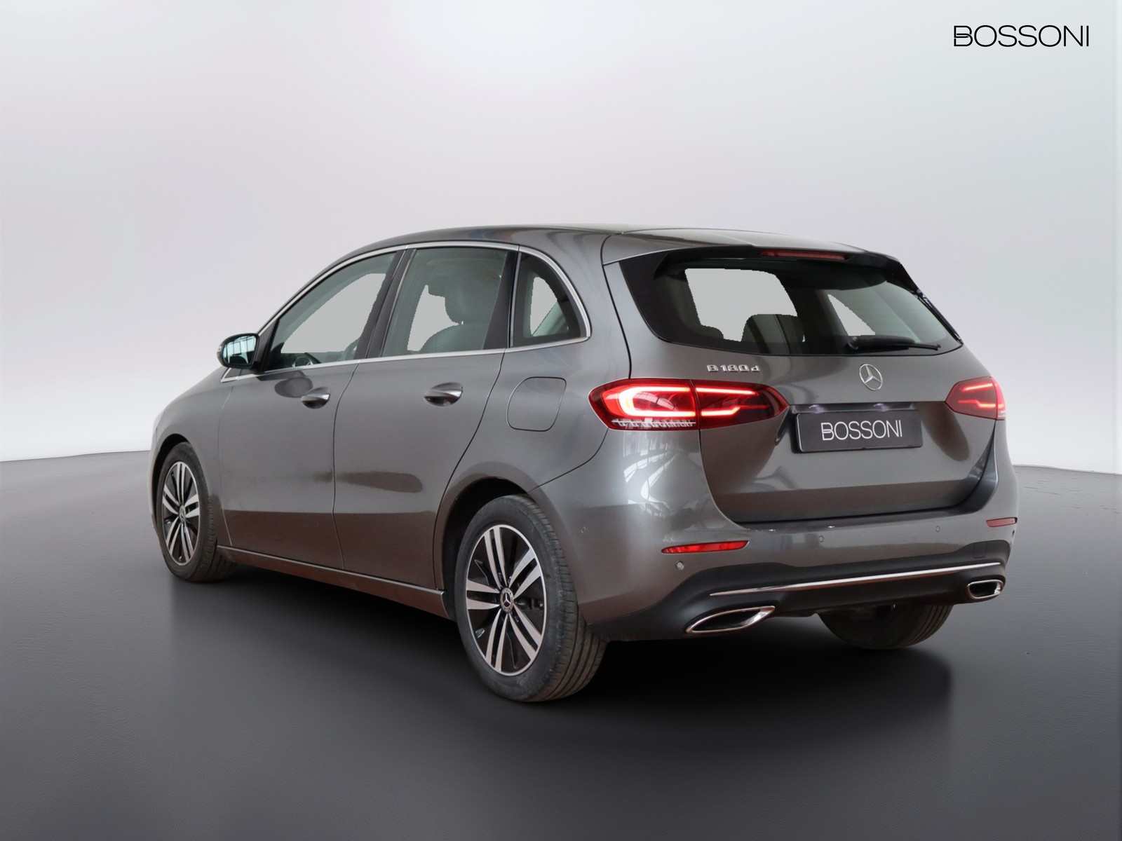 5 - Mercedes Classe B 180 d sport plus 8g-dct