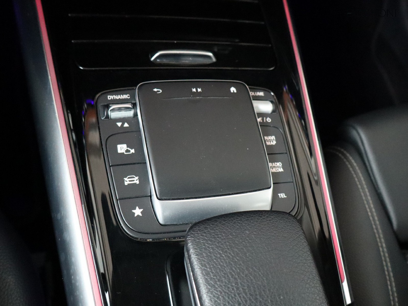 14 - Mercedes Classe B 180 d sport plus 8g-dct