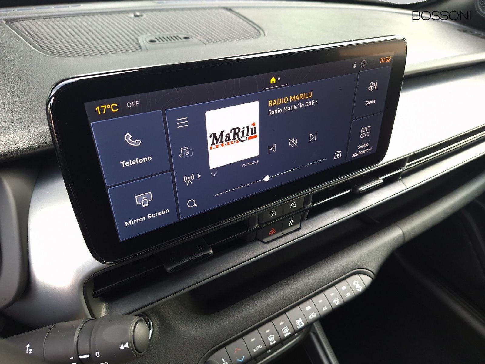 16 - Jeep Avenger 1.2 turbo e-hybrid mhev 110cv black edition fwd edct6