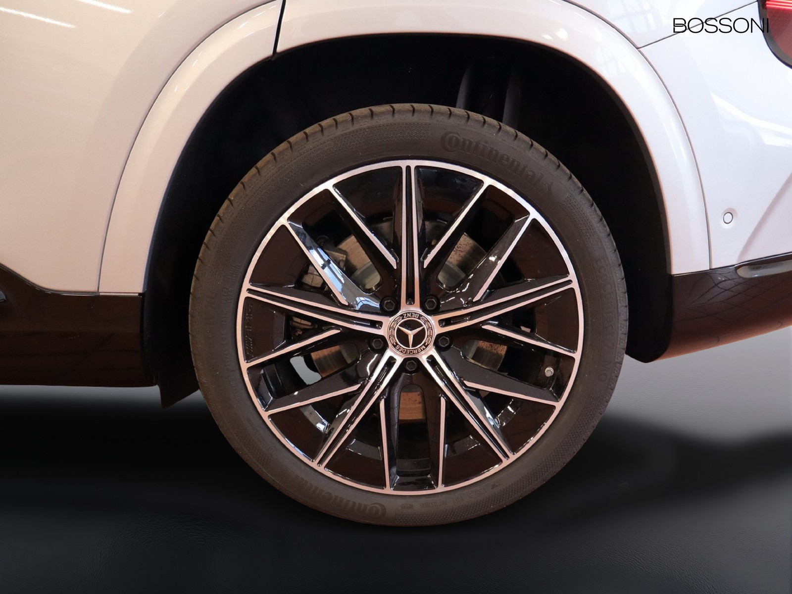 4 - Mercedes GLB eq 250+ advanced plus