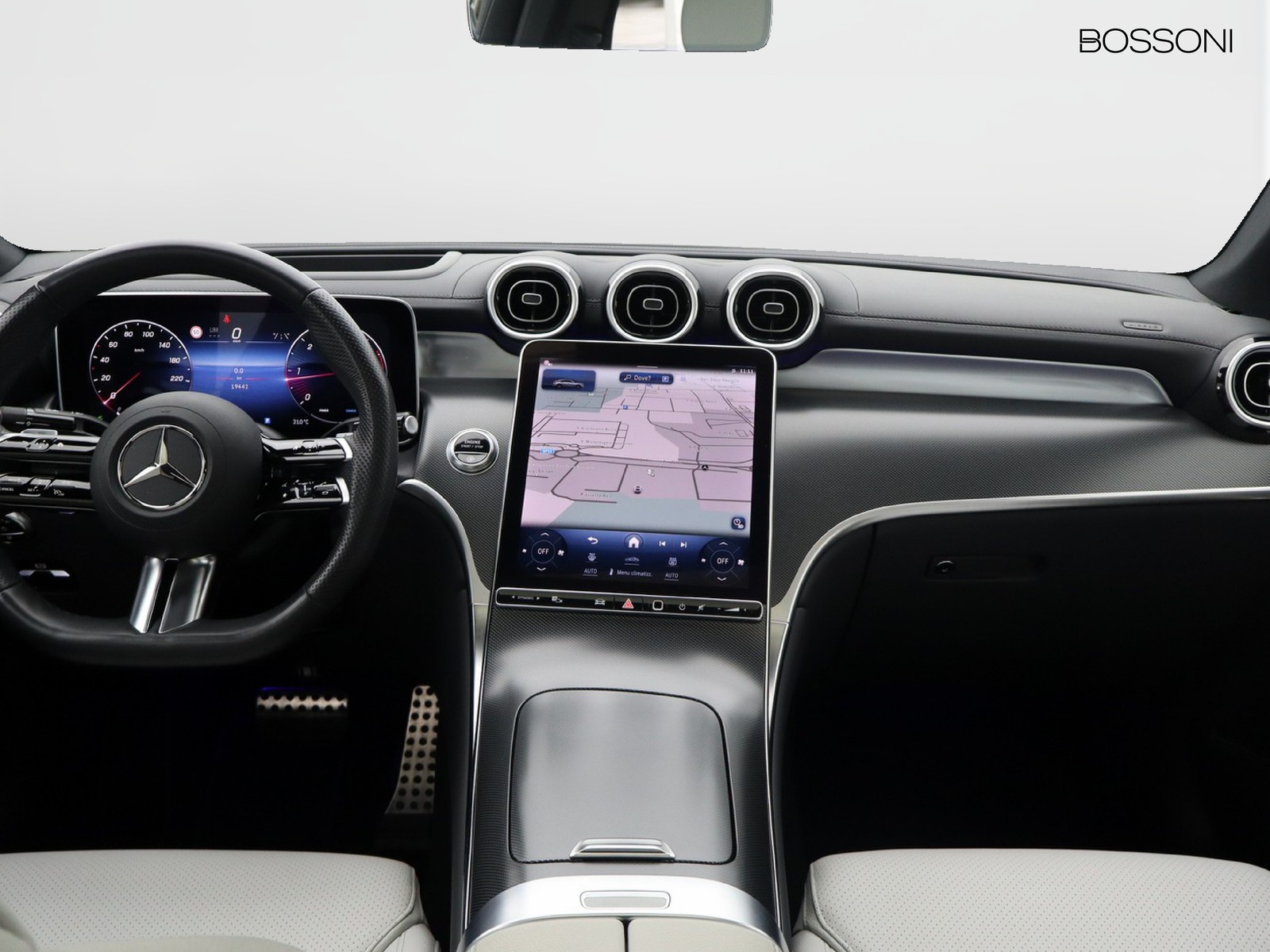 14 - Mercedes GLC coupe 220 d amg line premium plus 4matic 9g-tronic