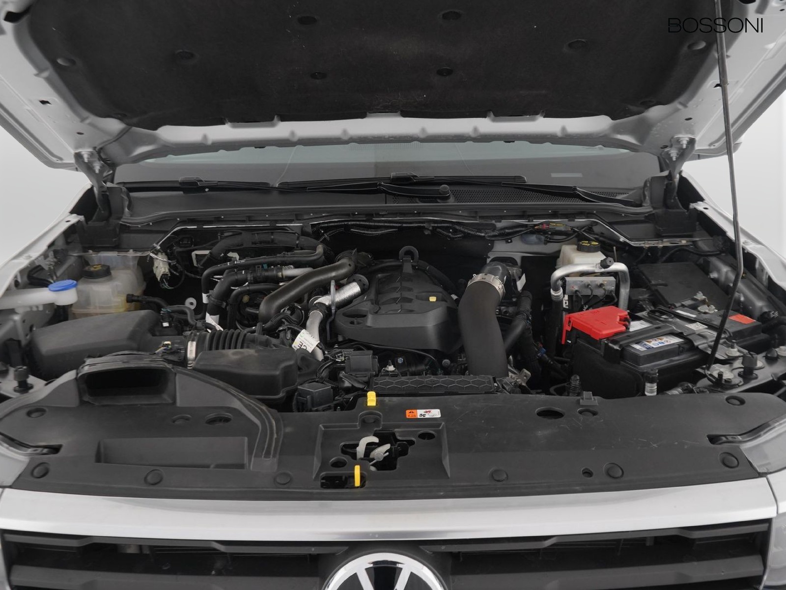 12 - Volkswagen VIC Amarok 2.0 tdi life 4motion
