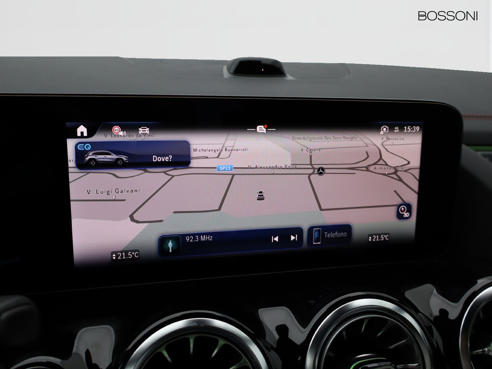 10 - Mercedes EQA 300 amg line advanced 4matic