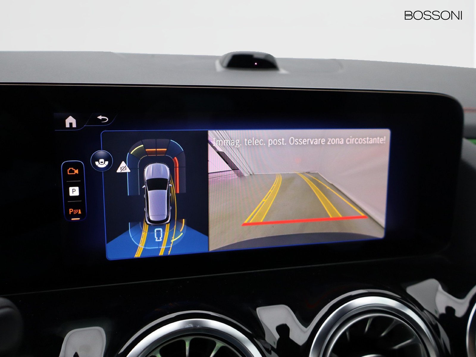 11 - Mercedes EQA 300 amg line advanced 4matic