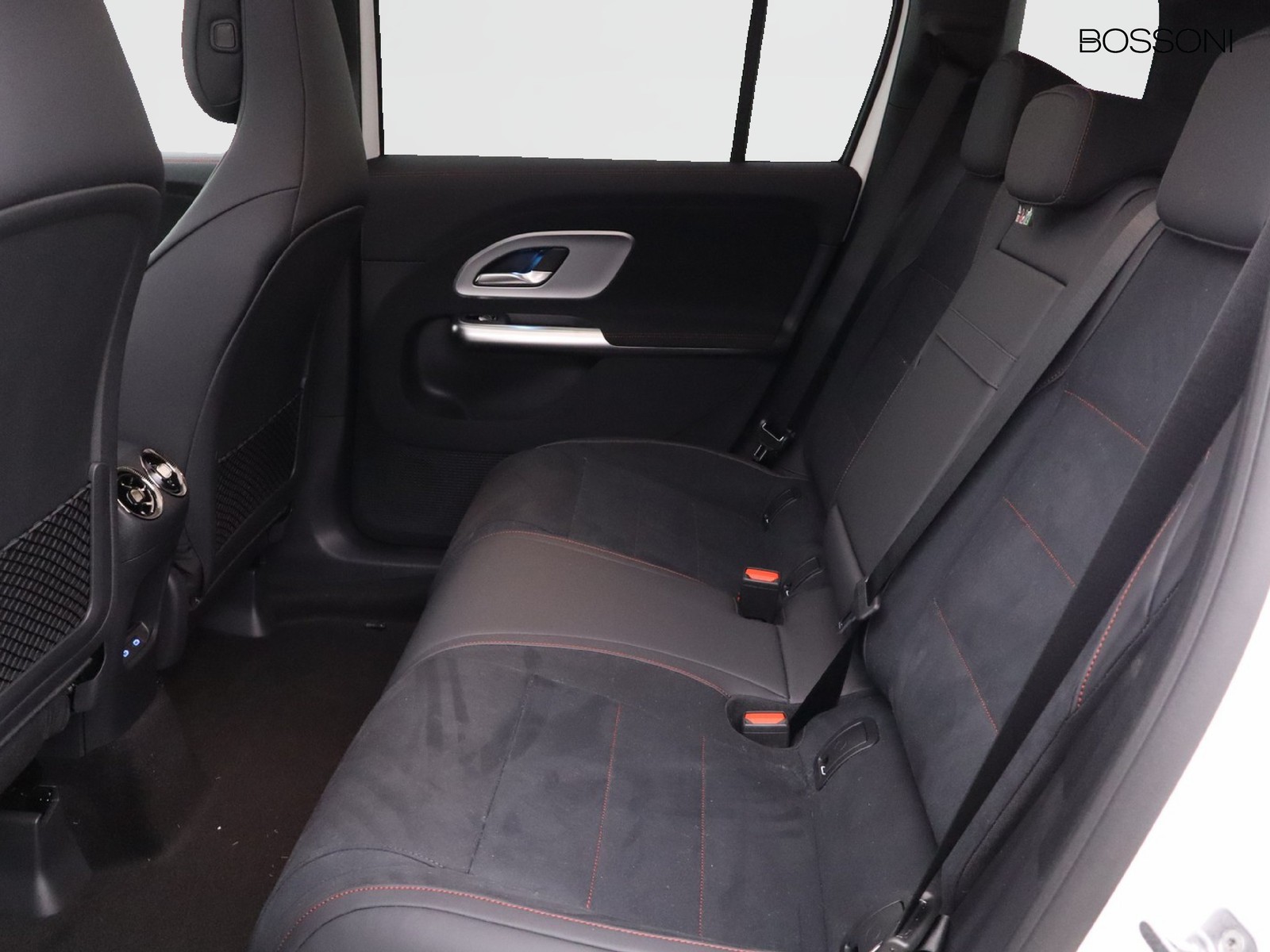 8 - Mercedes GLB eq 250+ advanced plus