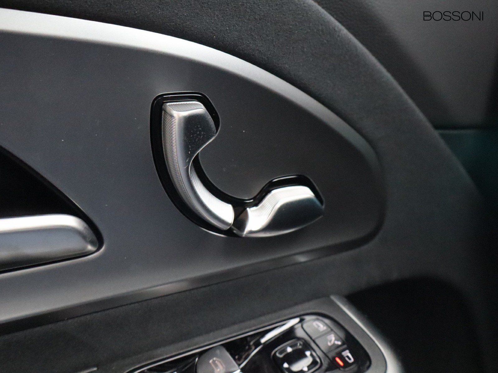 15 - Mercedes GLB eq 250+ advanced plus