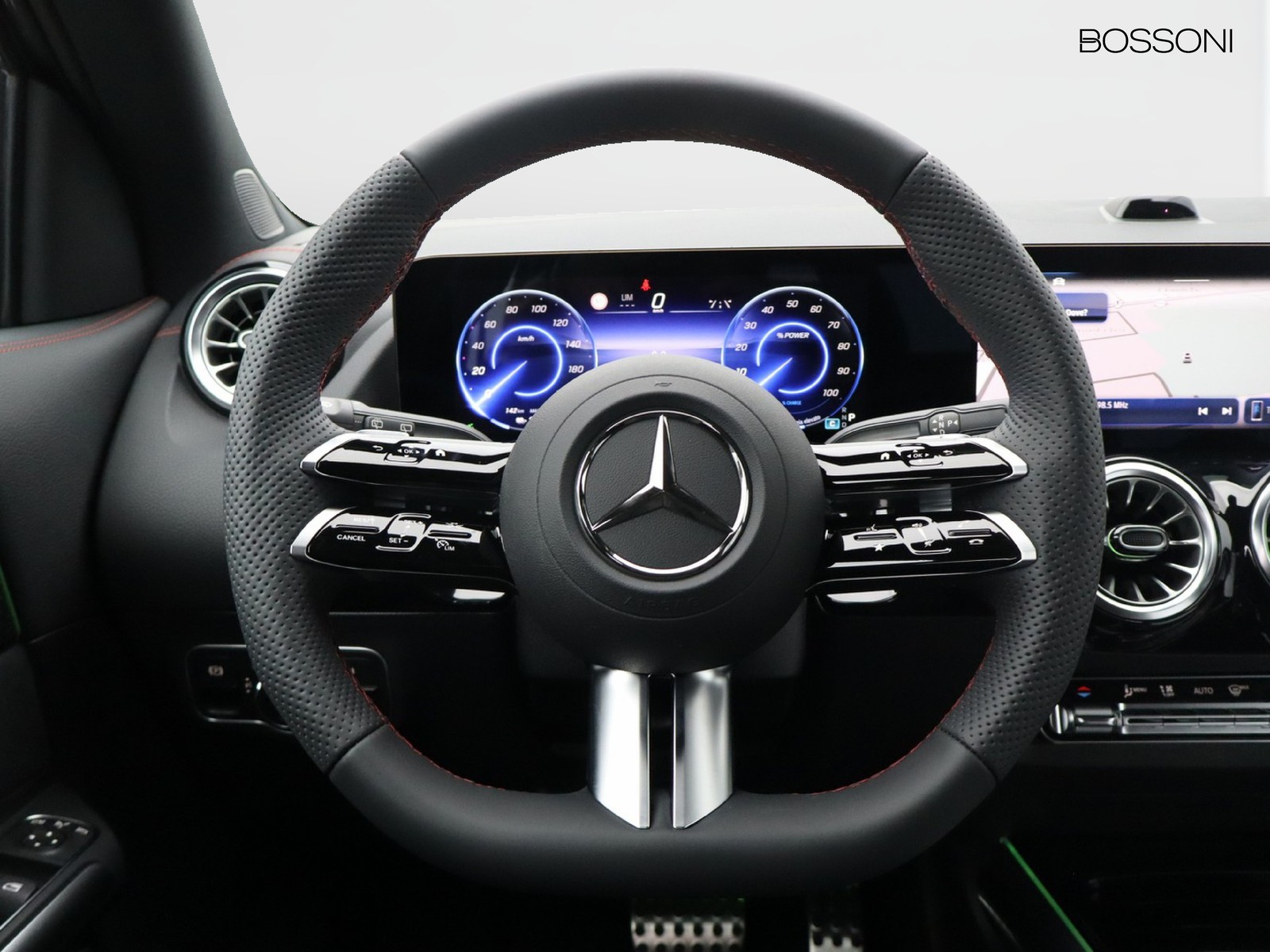 17 - Mercedes EQA 250+ amg line advanced