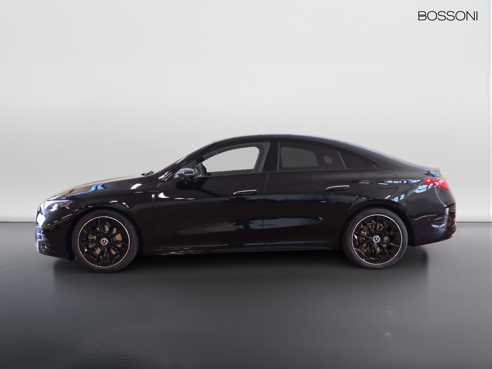 3 - Mercedes CLA 200 advanced plus auto