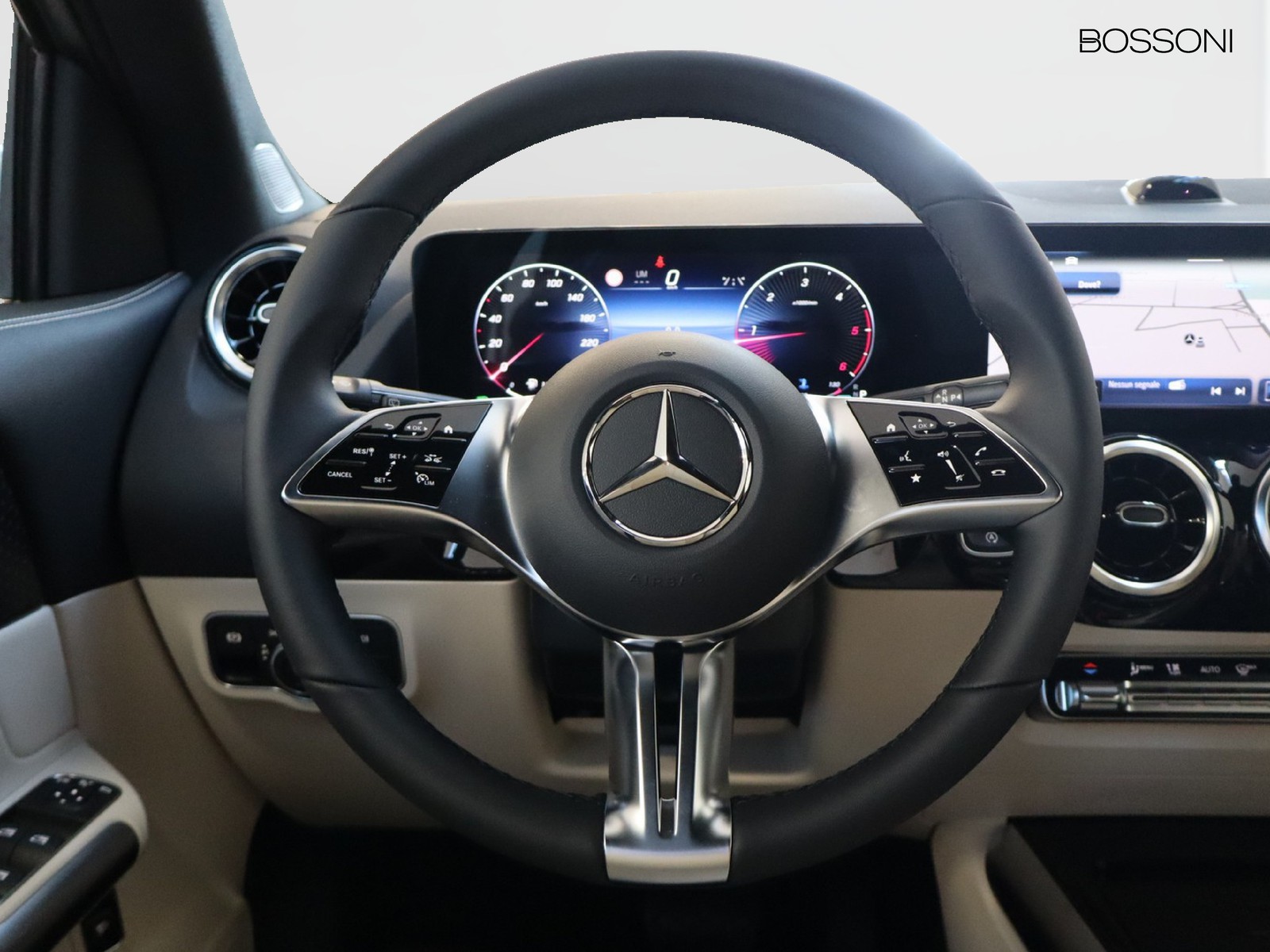 17 - Mercedes GLA 200 d progressive extra 8g-dct