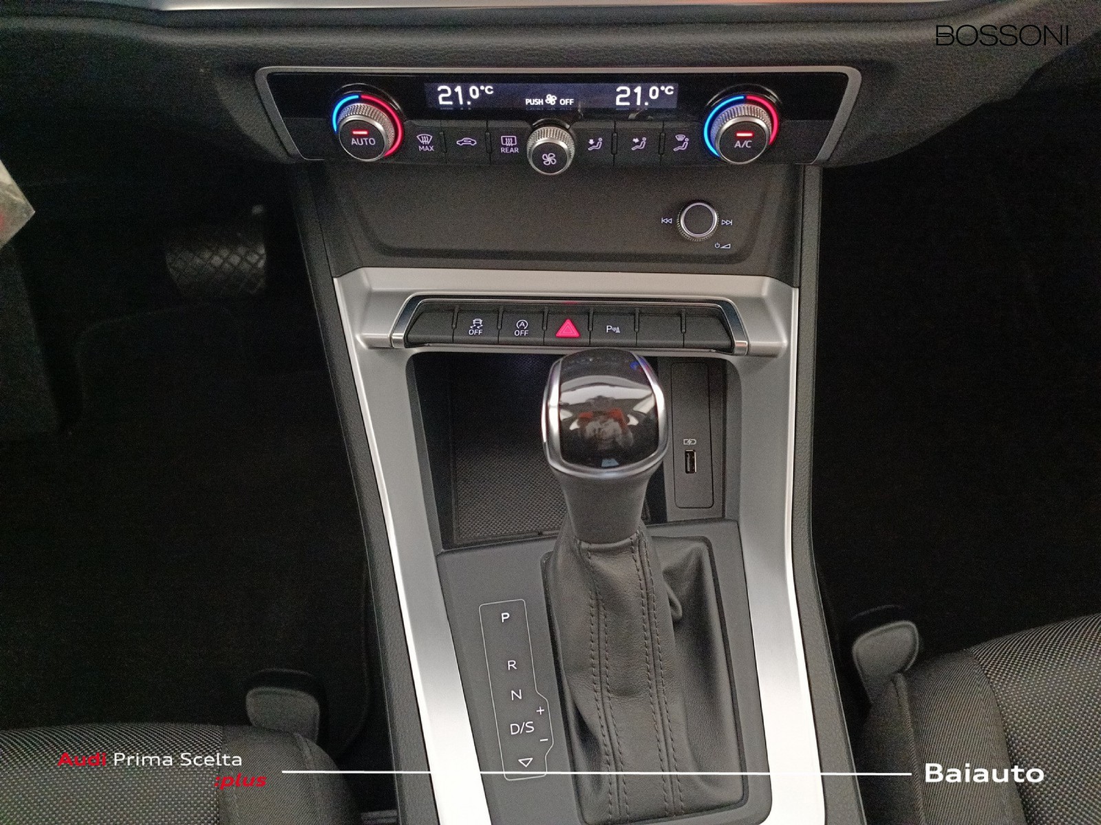 12 - Audi Q3 35 2.0 tdi business advanced s tronic