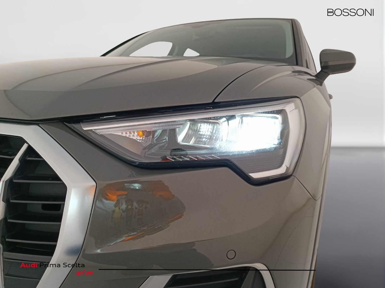26 - Audi Q3 35 2.0 tdi business advanced s tronic