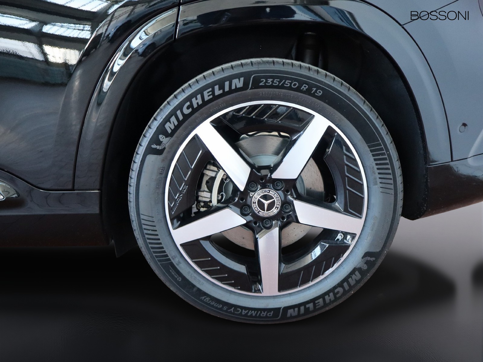 4 - Mercedes GLB 200 advanced plus 4matic 8g-edct