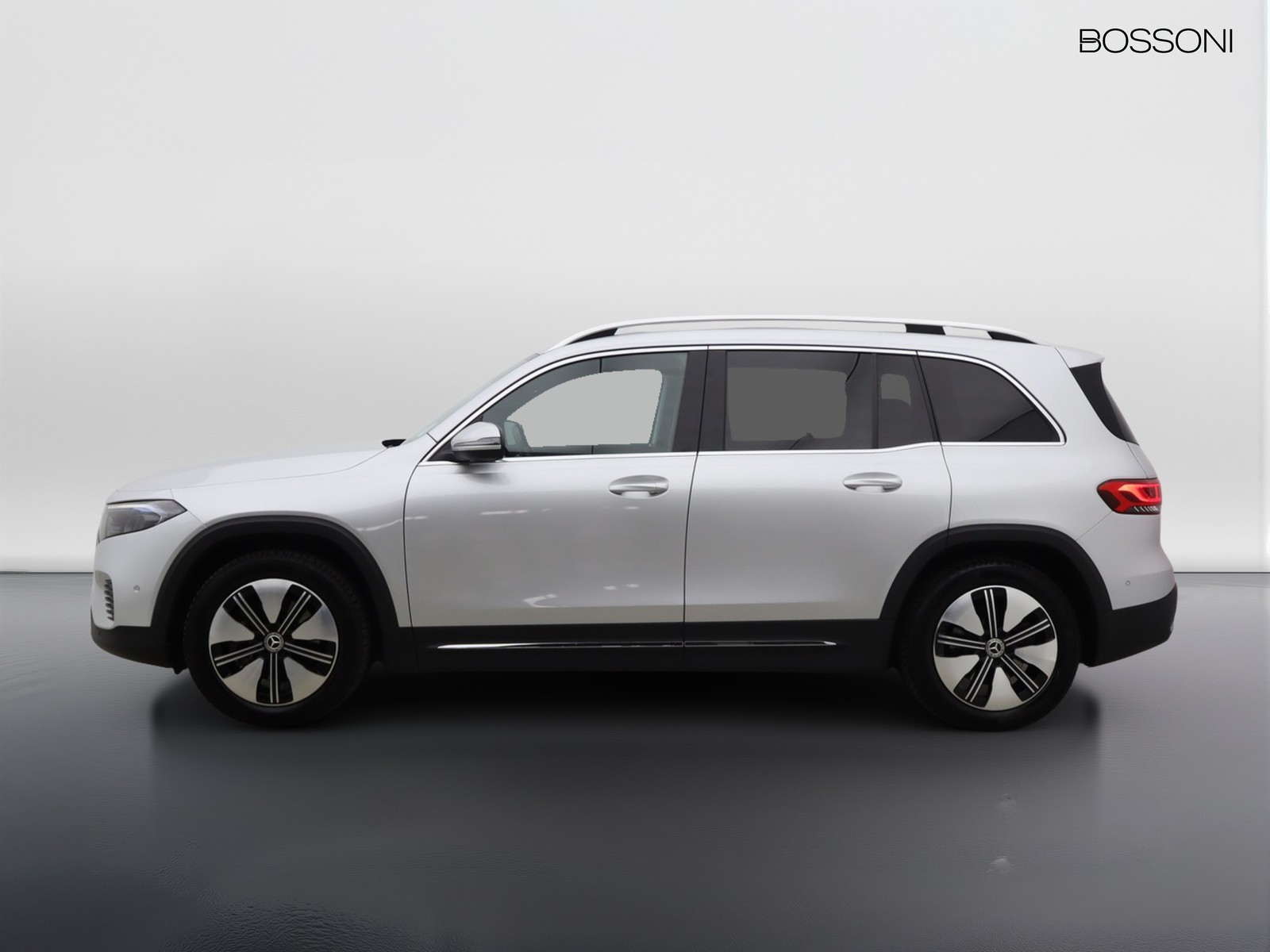 3 - Mercedes EQB 300 sport edition1 4matic